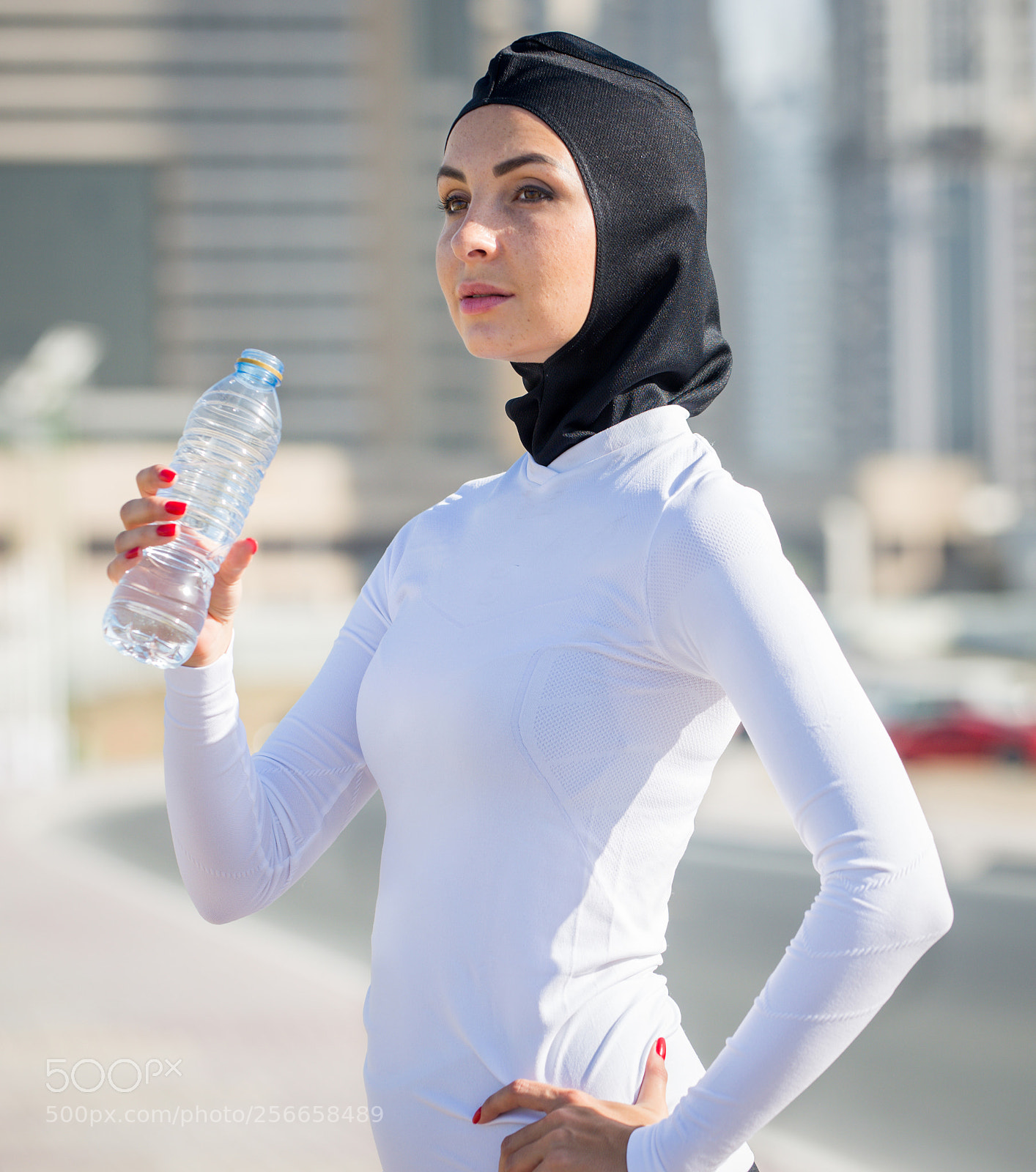 Nikon D610 sample photo. Arabian woman training outdoors photography