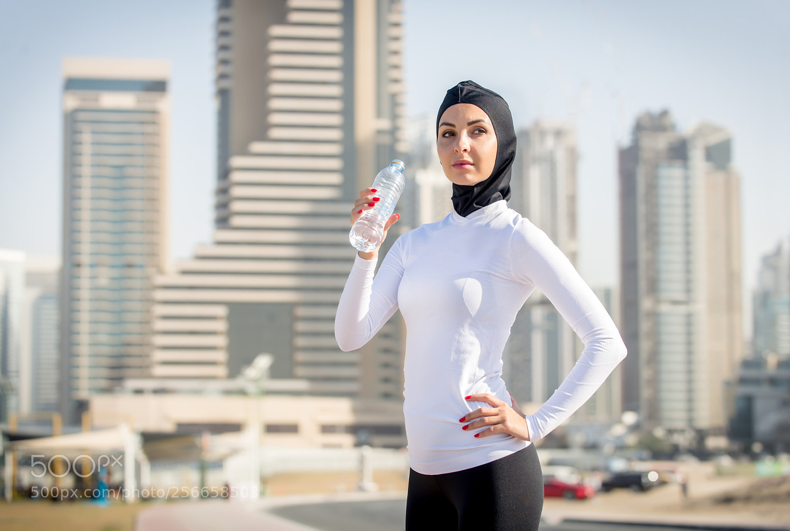 Nikon D610 sample photo. Arabian woman training outdoors photography