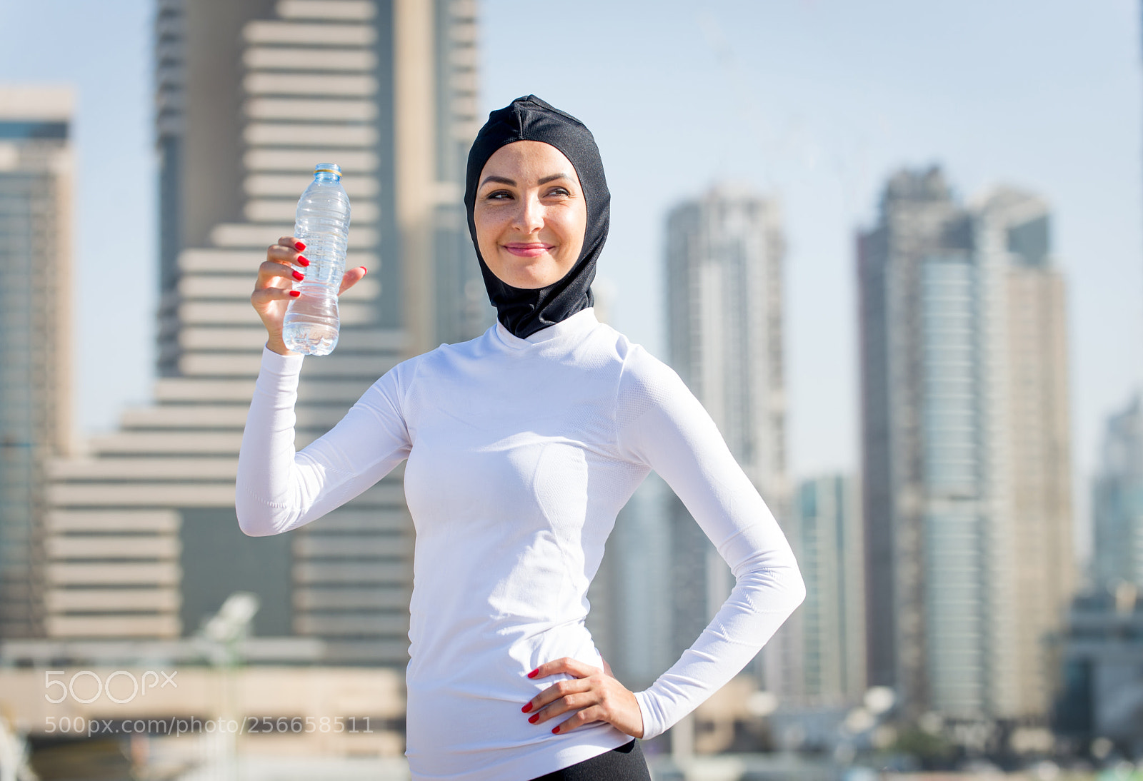 Nikon D610 sample photo. Arabian woman training outdoors photography