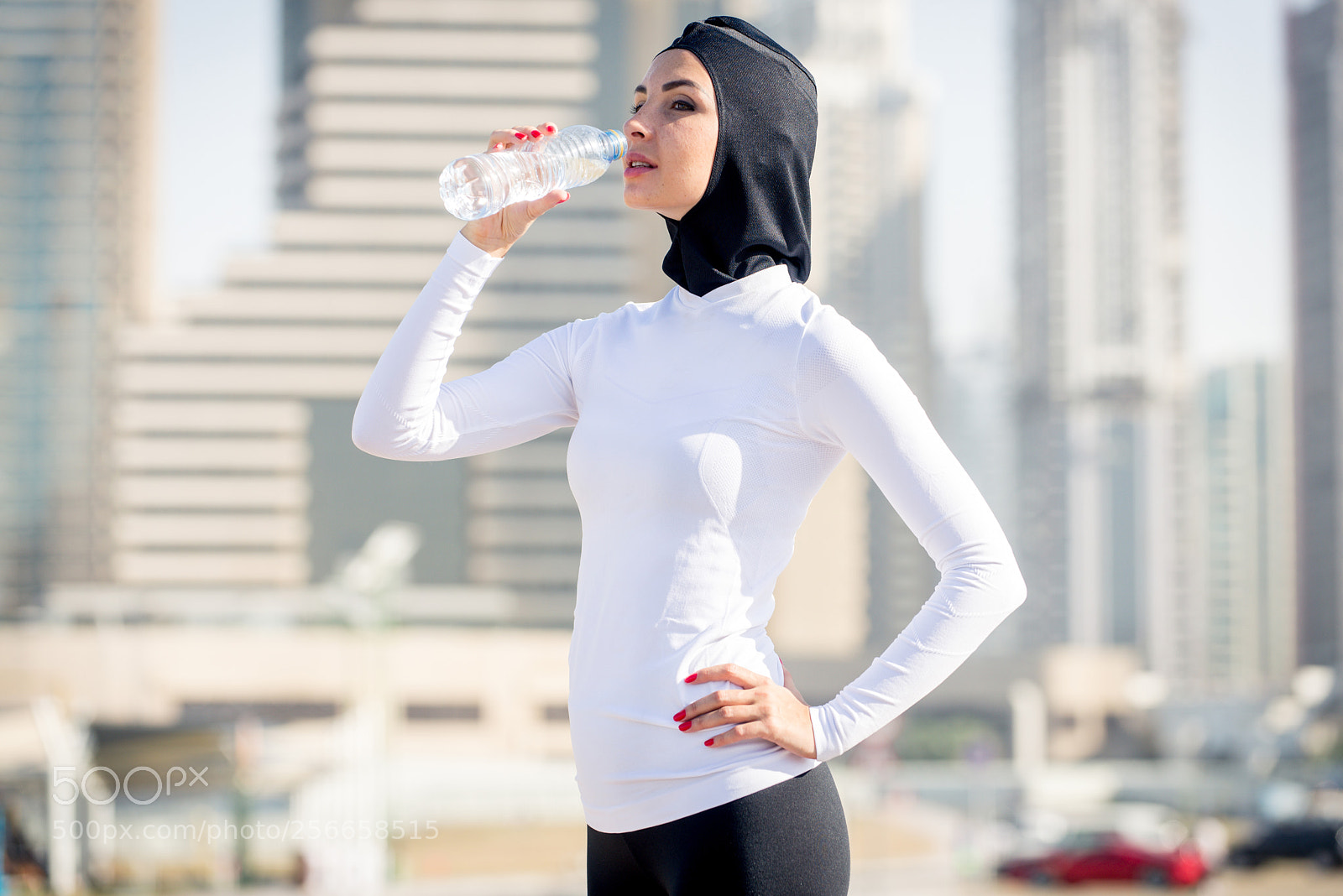 Nikon D610 sample photo. Arabian woman training outdoors photography