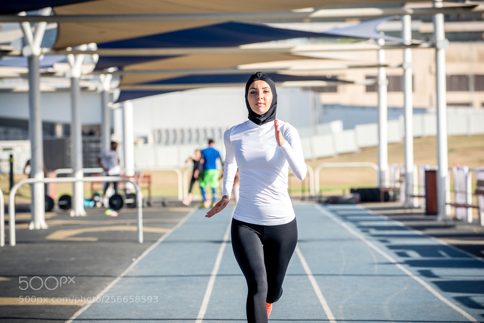 Nikon D610 sample photo. Arabian woman training outdoors photography