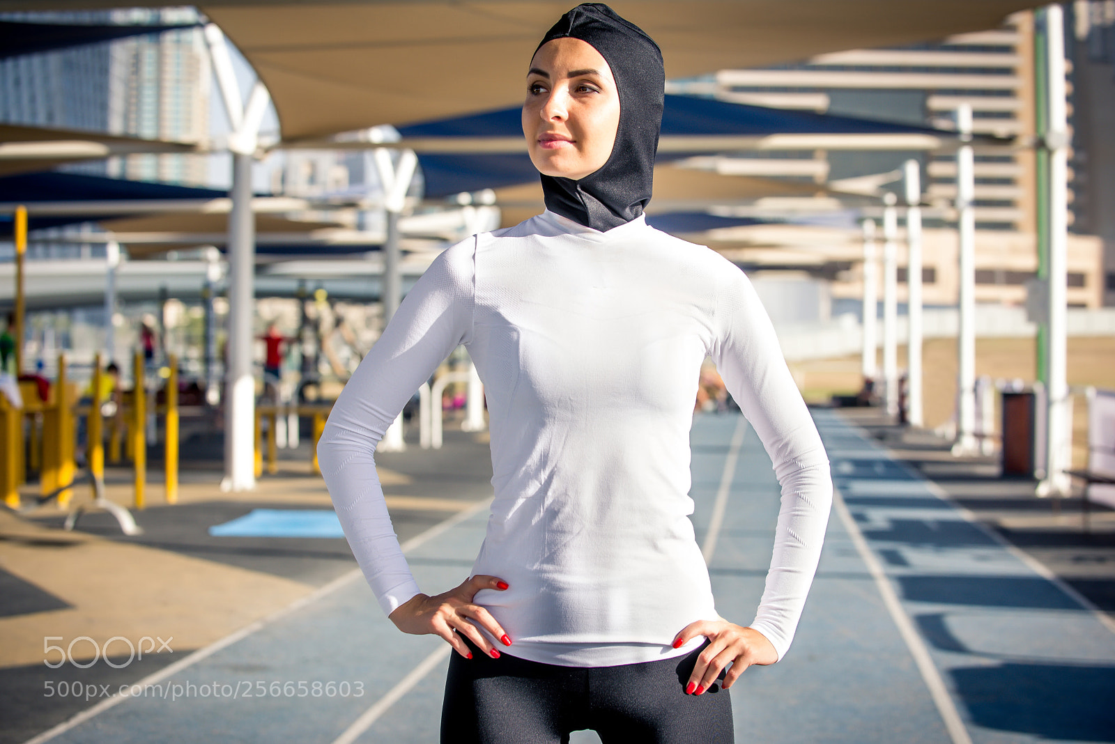 Nikon D610 sample photo. Arabian woman training outdoors photography