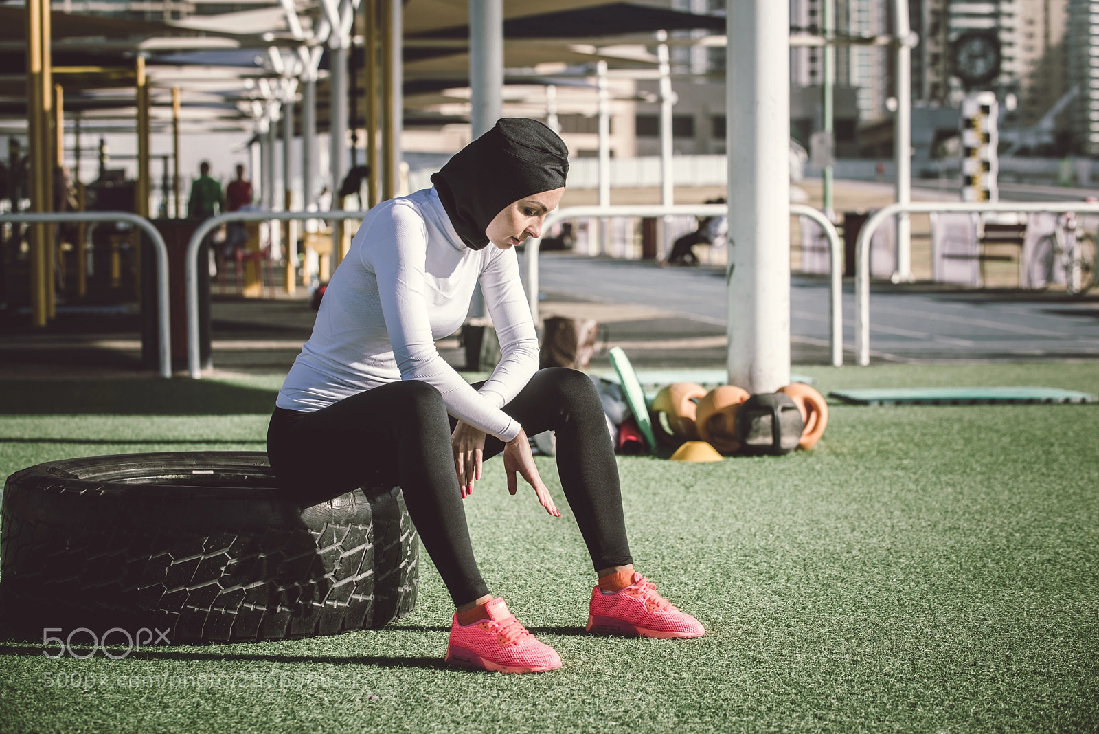 Nikon D610 sample photo. Arabian woman training outdoors photography