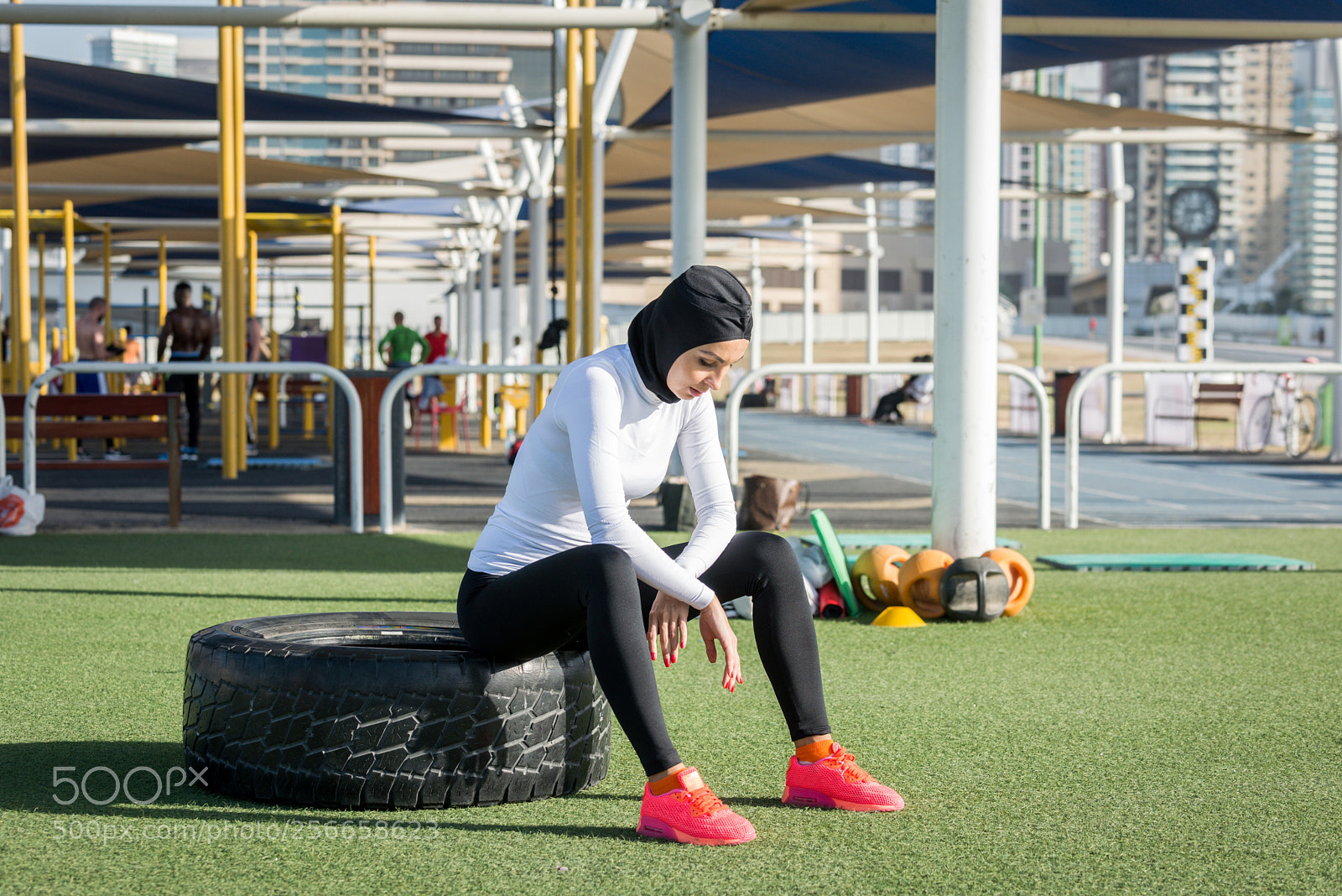 Nikon D610 sample photo. Arabian woman training outdoors photography
