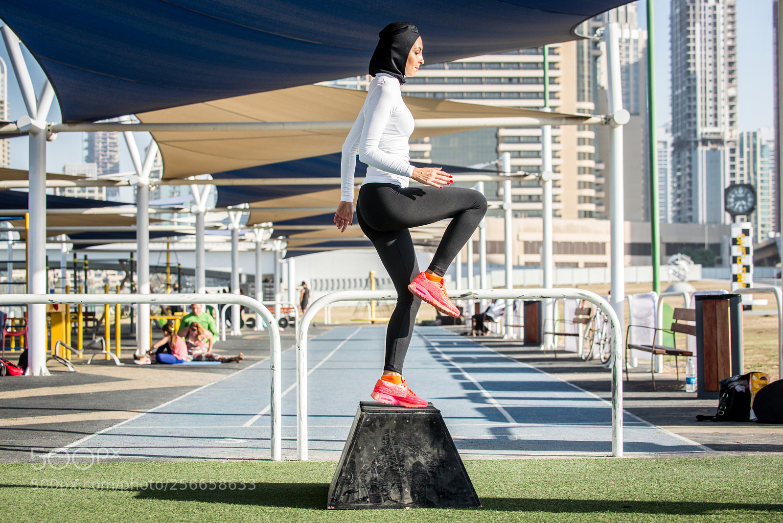 Nikon D610 sample photo. Arabian woman training outdoors photography