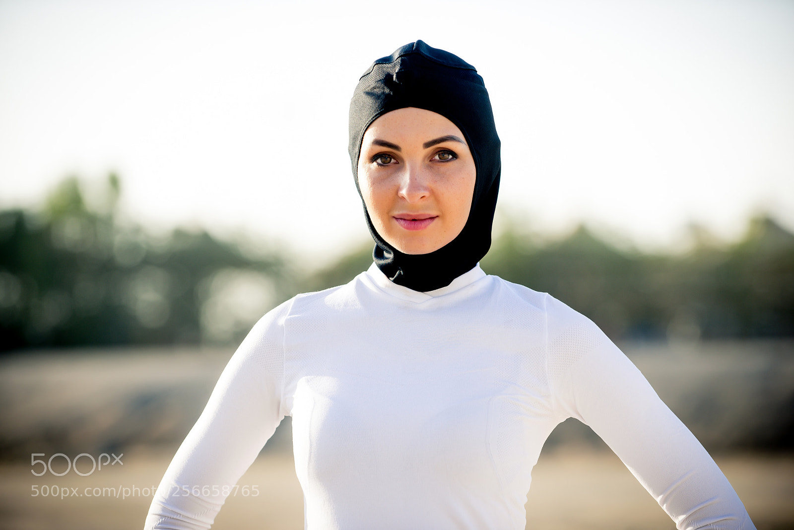 Nikon D610 sample photo. Arabian woman training outdoors photography