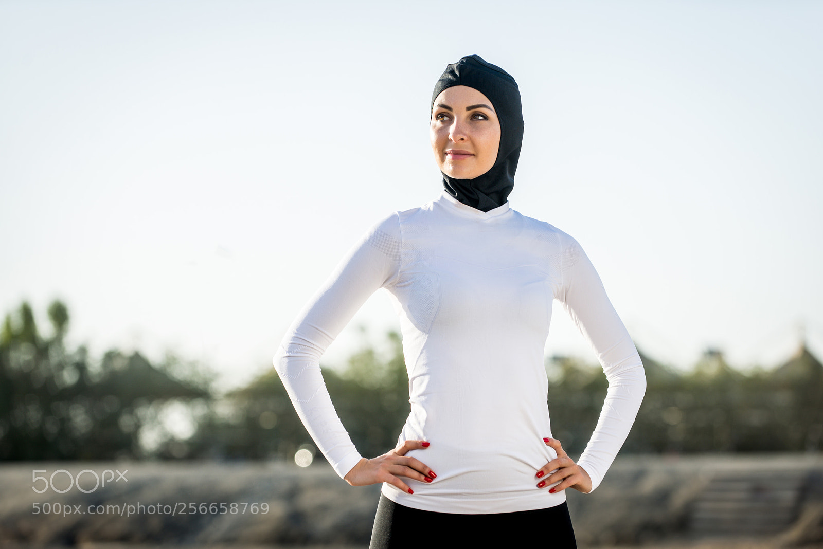 Nikon D610 sample photo. Arabian woman training outdoors photography