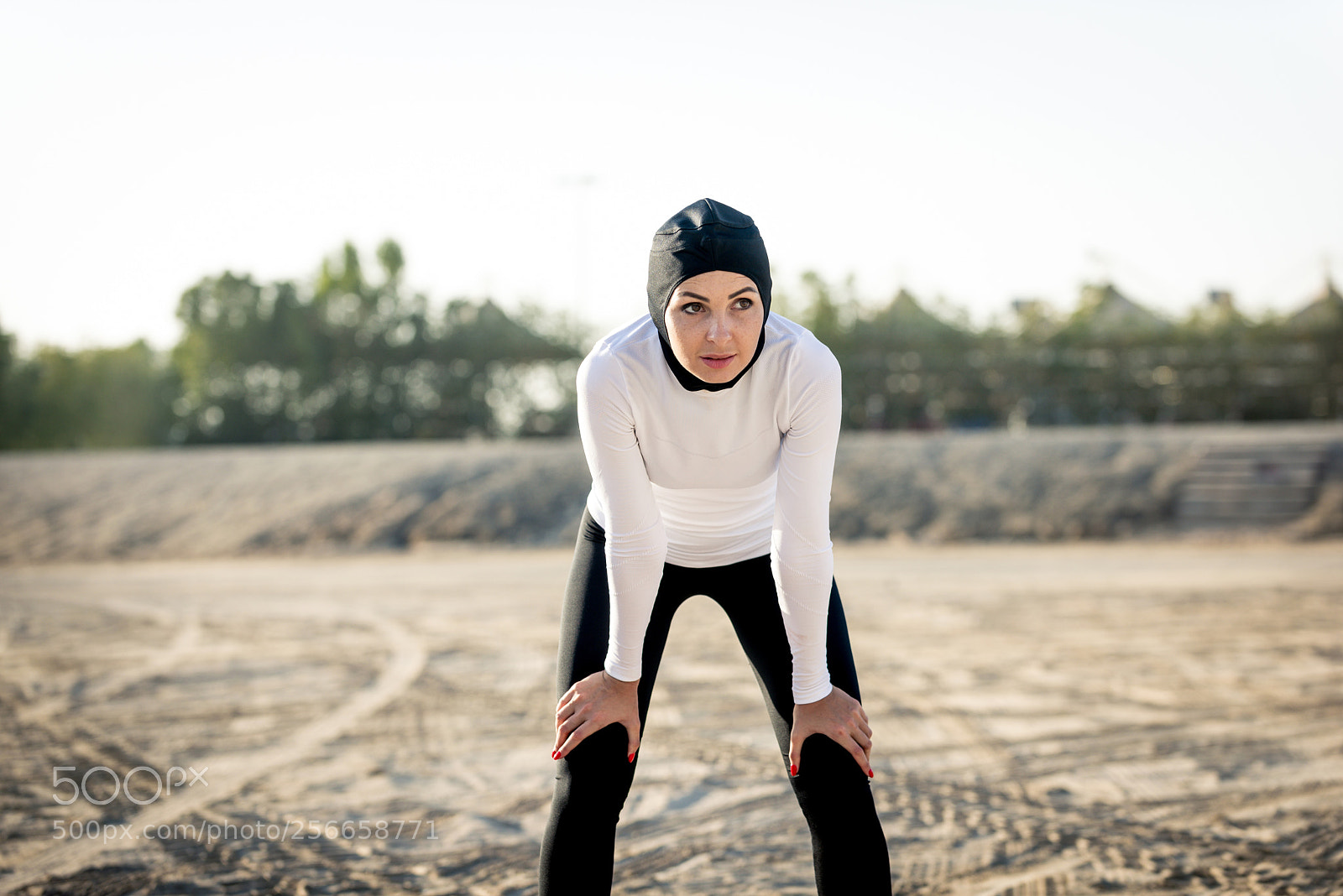 Nikon D610 sample photo. Arabian woman training outdoors photography