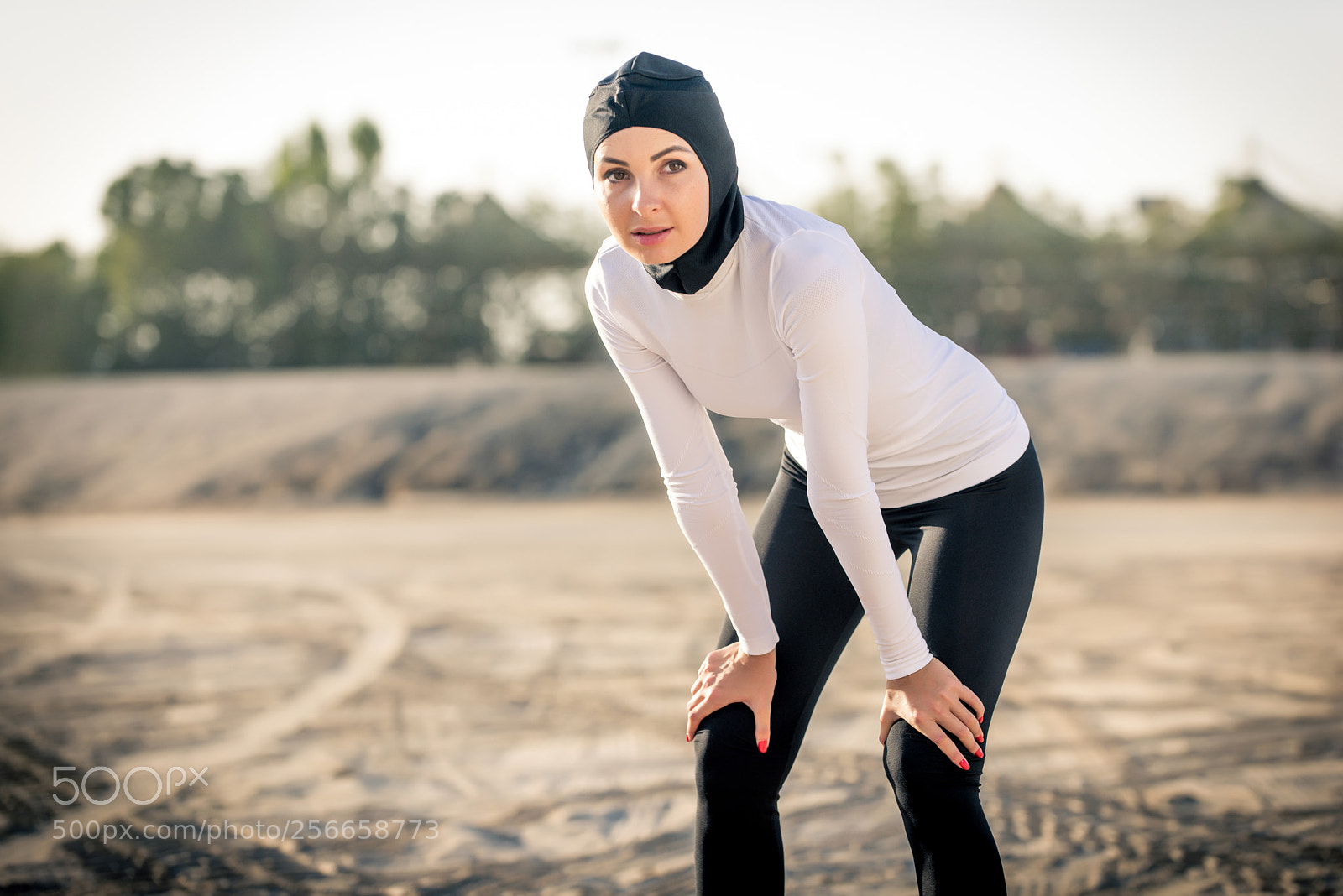 Nikon D610 sample photo. Arabian woman training outdoors photography