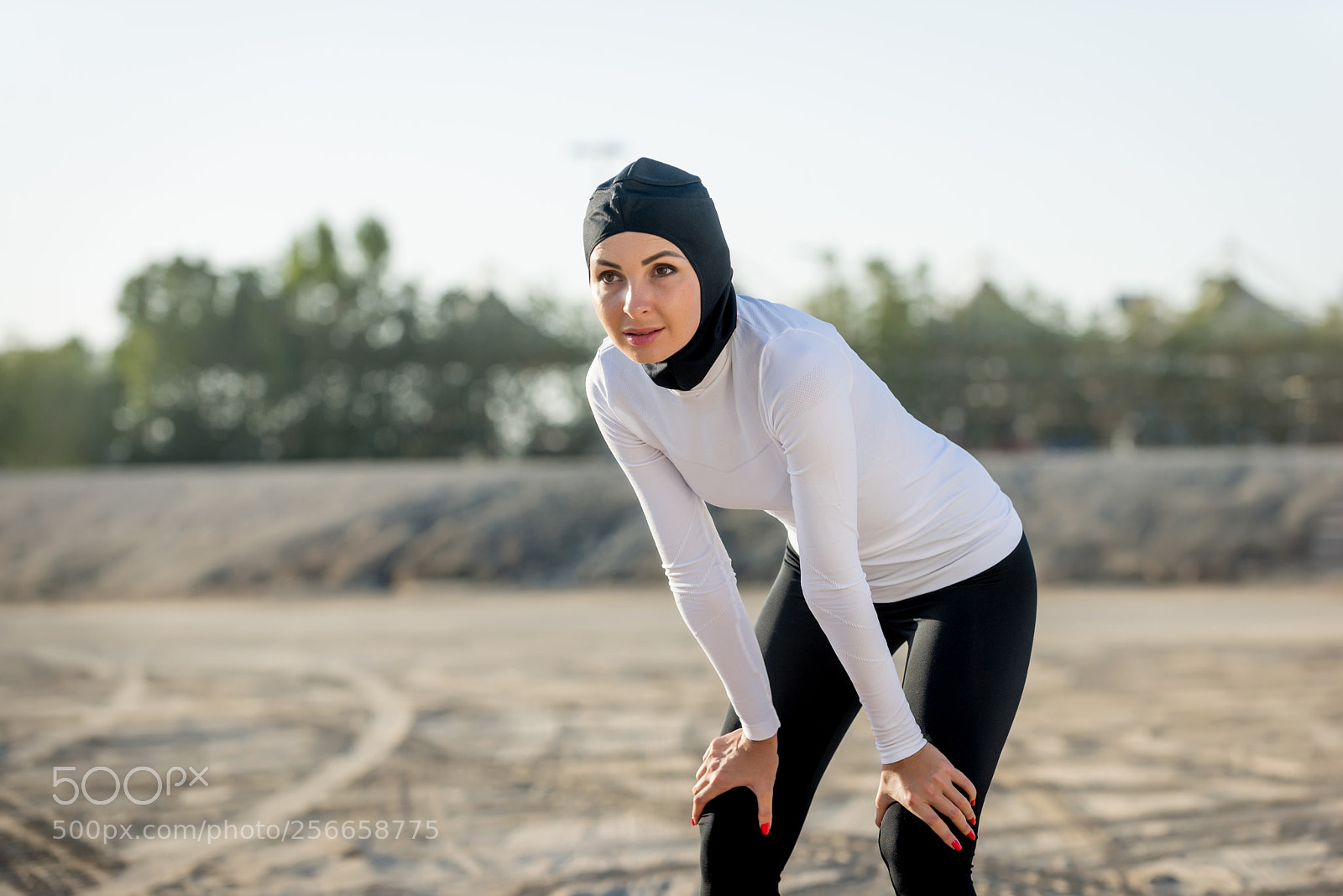 Nikon D610 sample photo. Arabian woman training outdoors photography