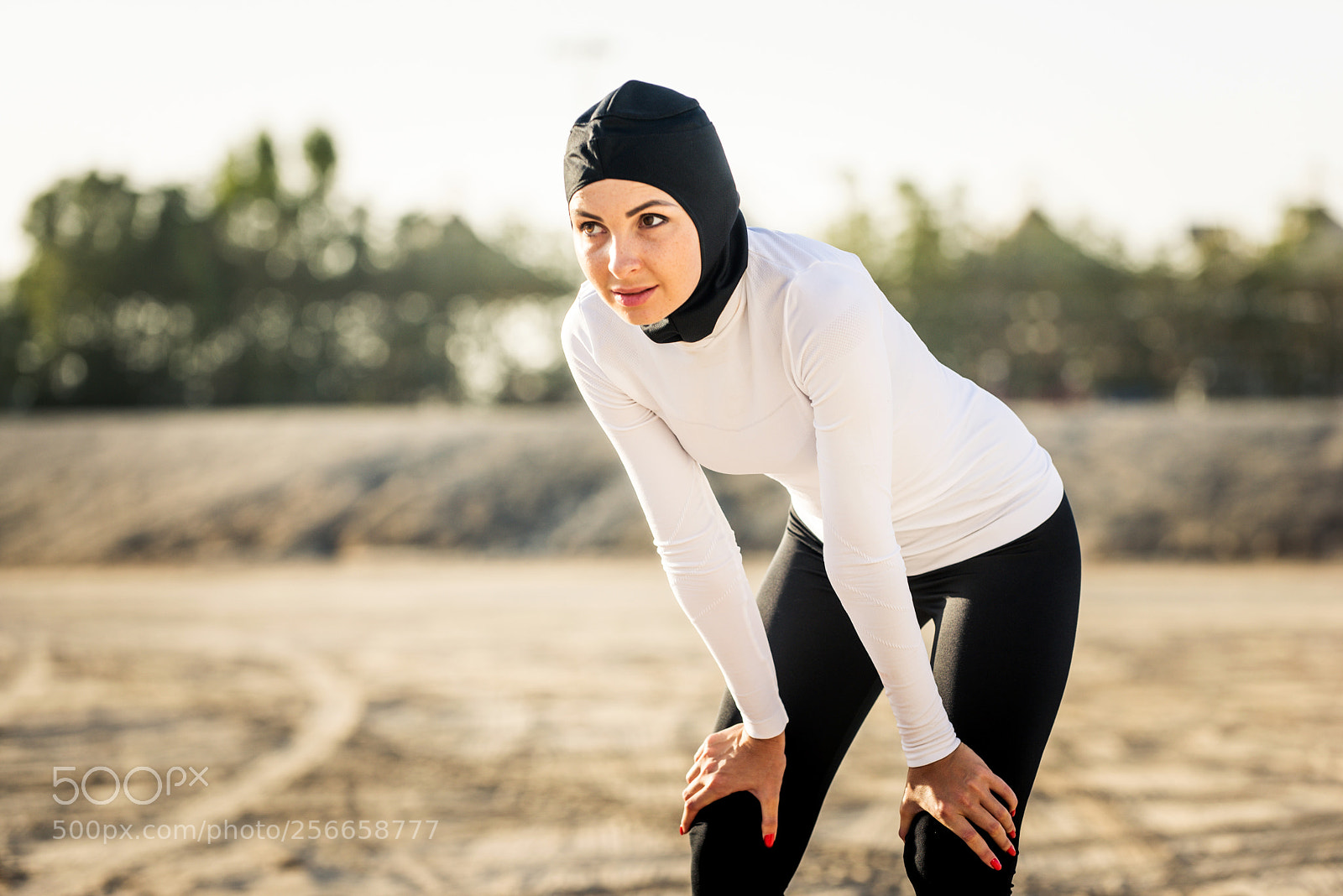 Nikon D610 sample photo. Arabian woman training outdoors photography