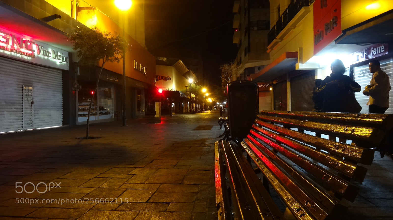 Sony Cyber-shot DSC-HX20V sample photo. Night photography