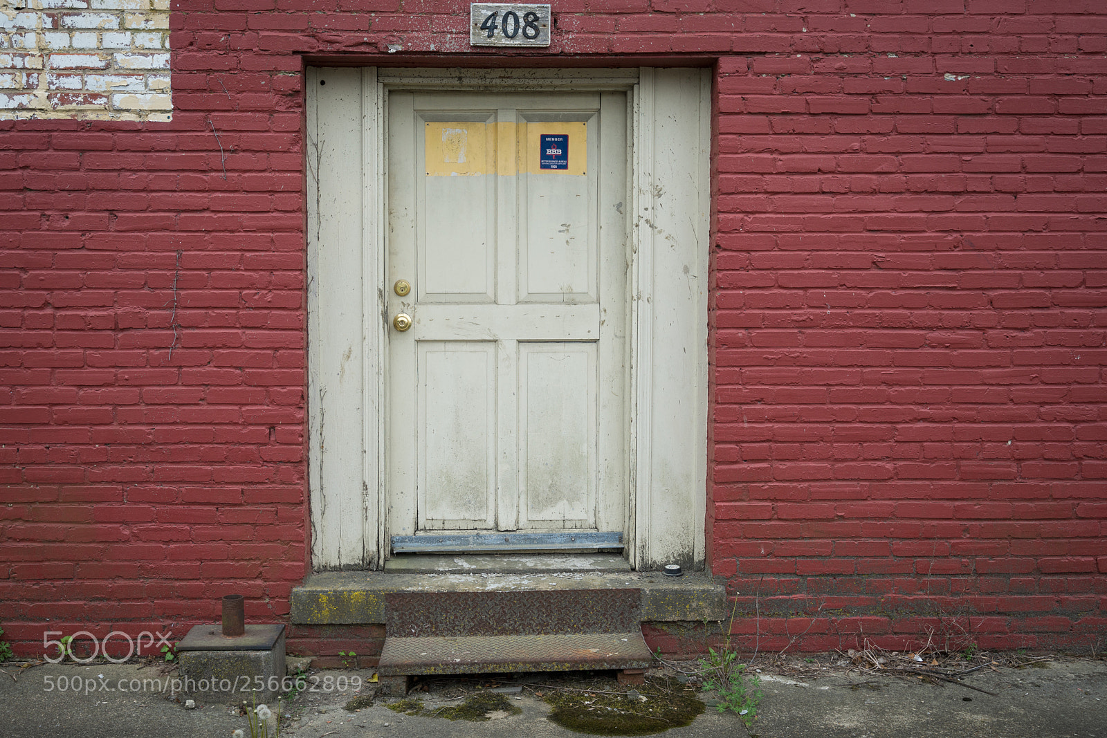 Sony a7R III sample photo. Knock knock photography