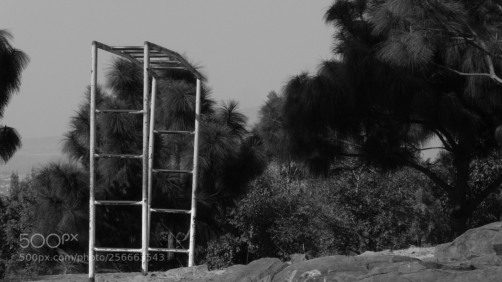 Sony Cyber-shot DSC-HX20V sample photo. Deserted photography