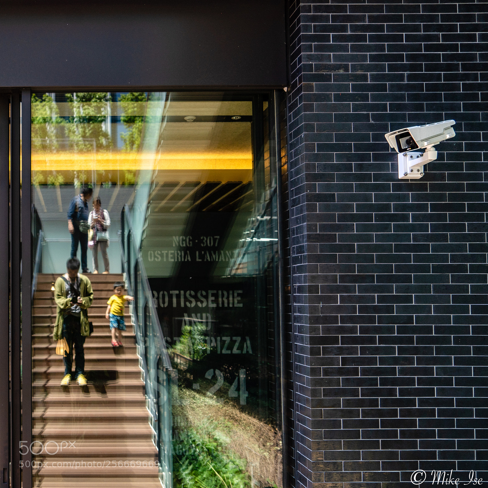 Sony a7 III sample photo. Surveillance camera & my family photography