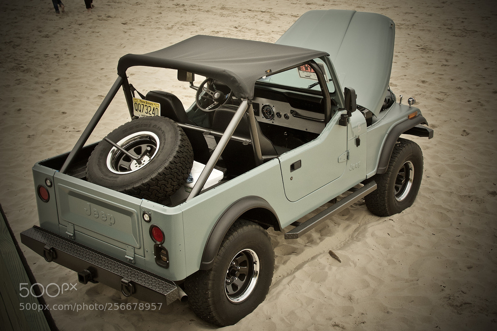 Canon EOS 60D sample photo. Jeep event photography