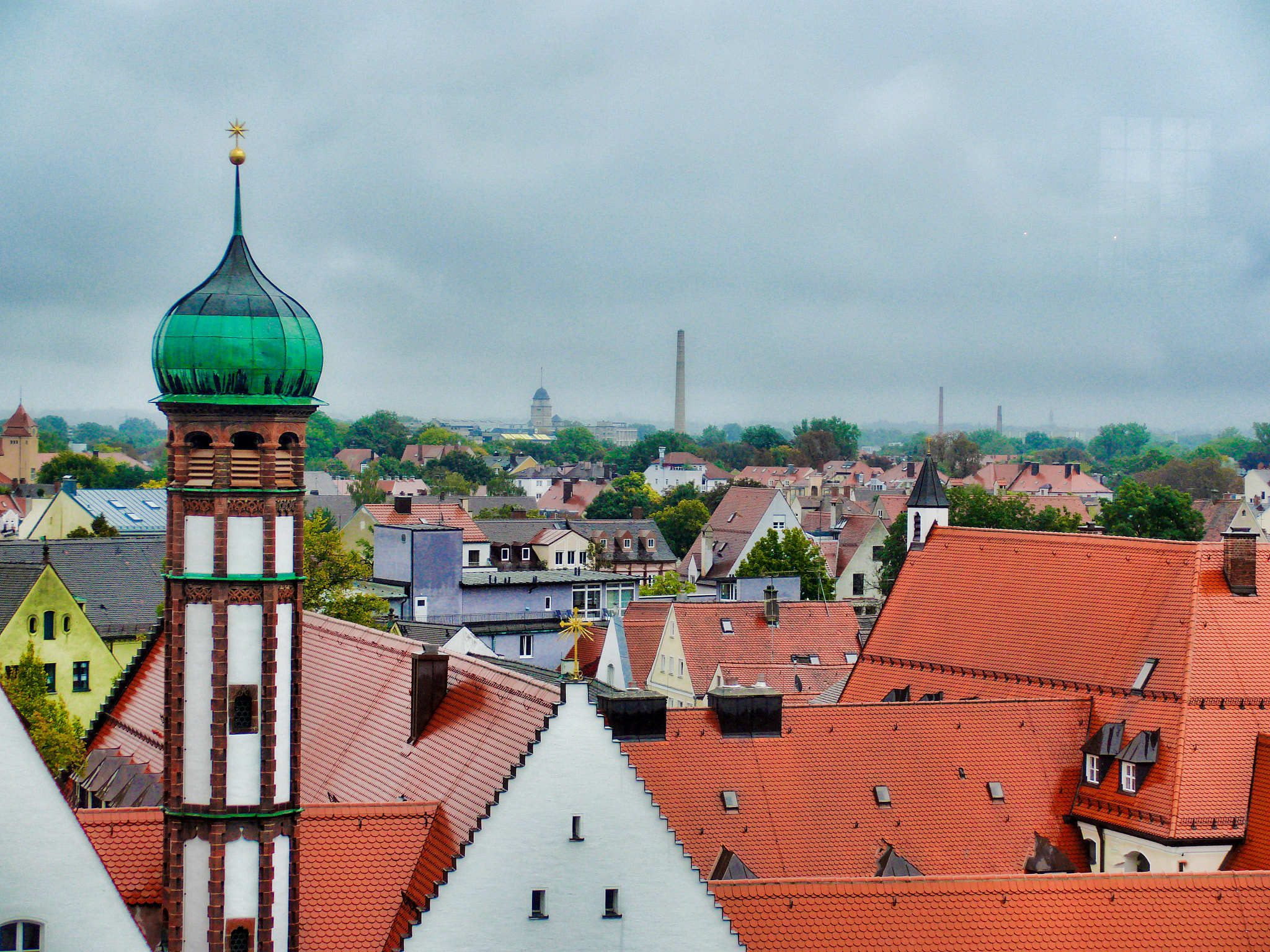 CASIO EX-FC150 sample photo. Augsburg rooftops photography