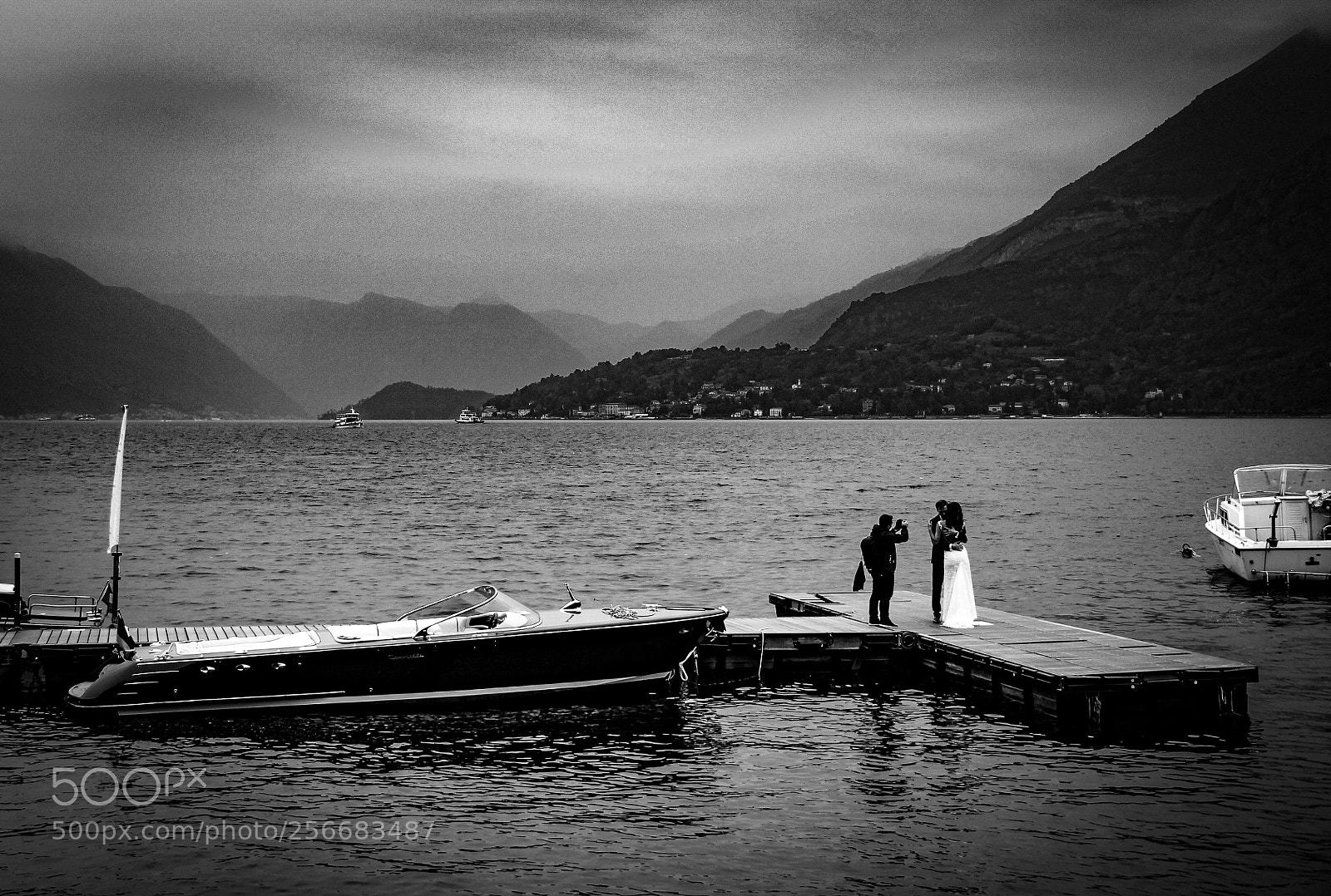 Canon EOS 600D (Rebel EOS T3i / EOS Kiss X5) sample photo. Love in varenna photography