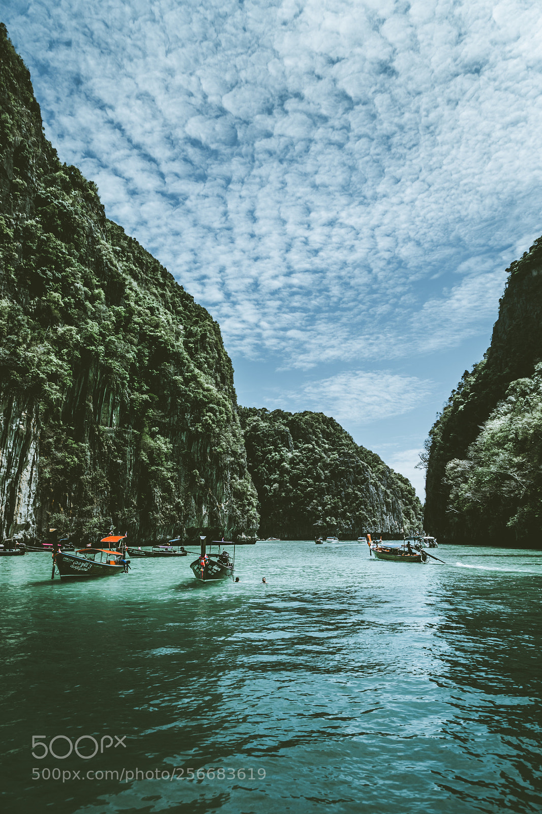 Sony a6300 sample photo. Phi phi islands photography