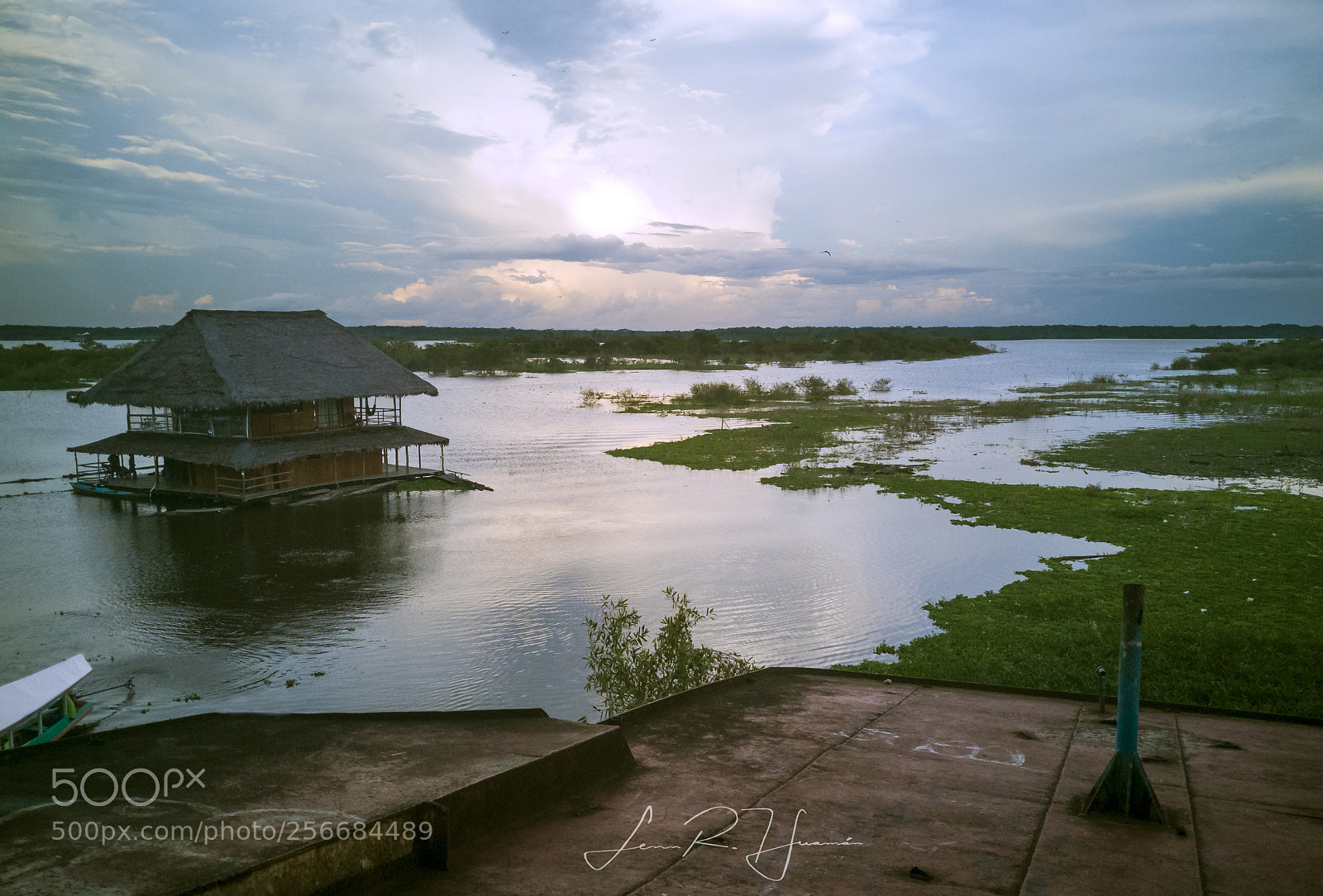 HUAWEI P10 sample photo. Río amazonas, iquitos photography