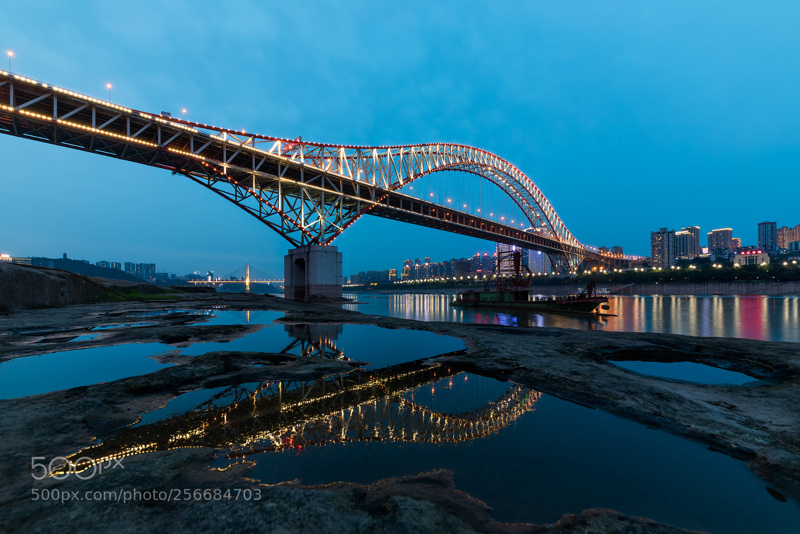 Canon EOS 5D Mark IV sample photo. Puddle landscape photography