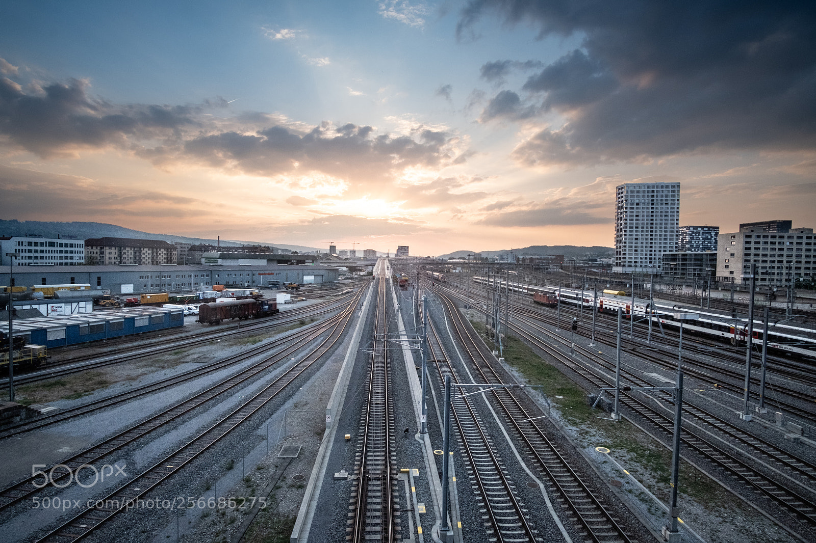 Fujifilm X-Pro2 sample photo. Where do the train photography