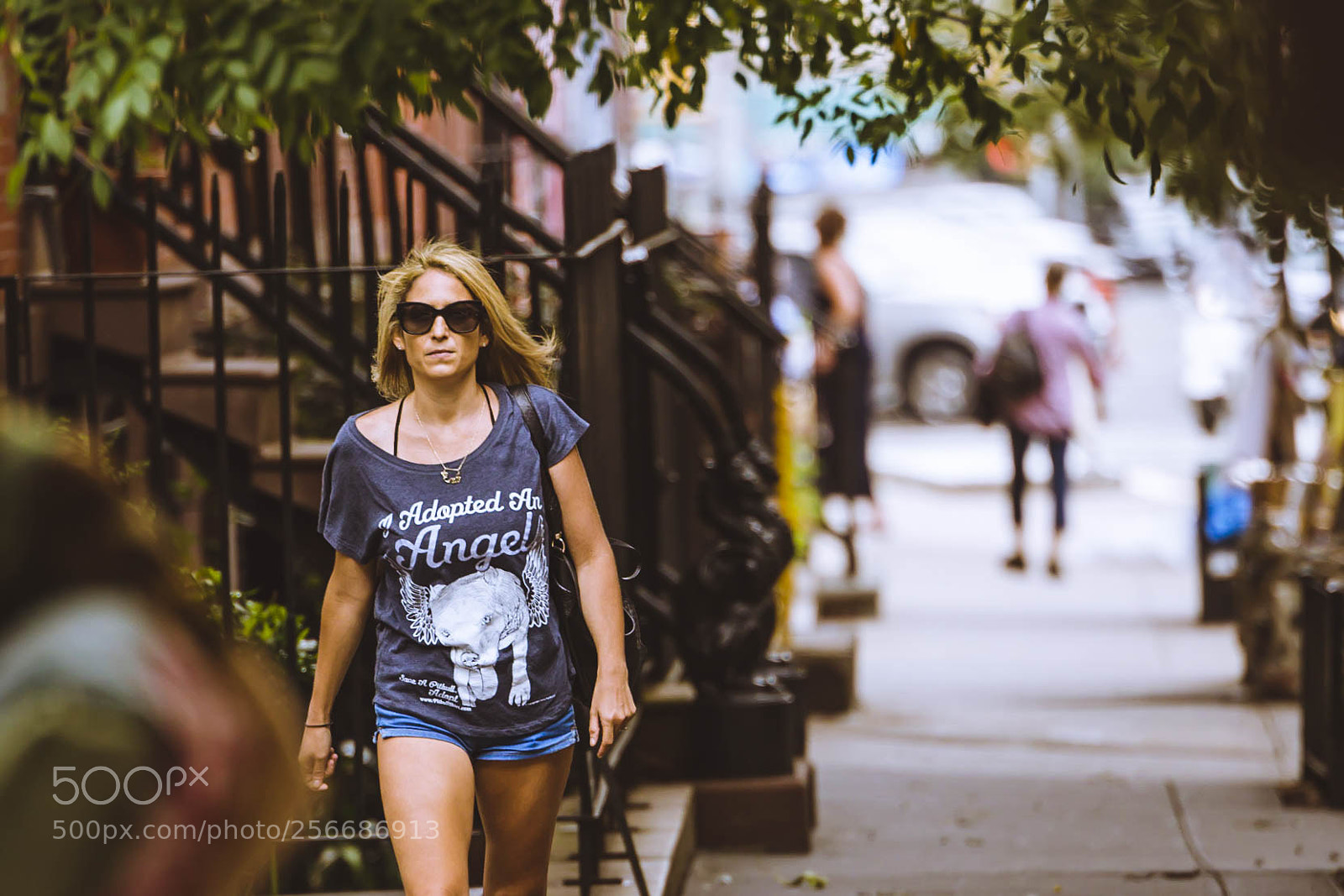 Canon EOS 60D sample photo. Confident angel shirt new photography