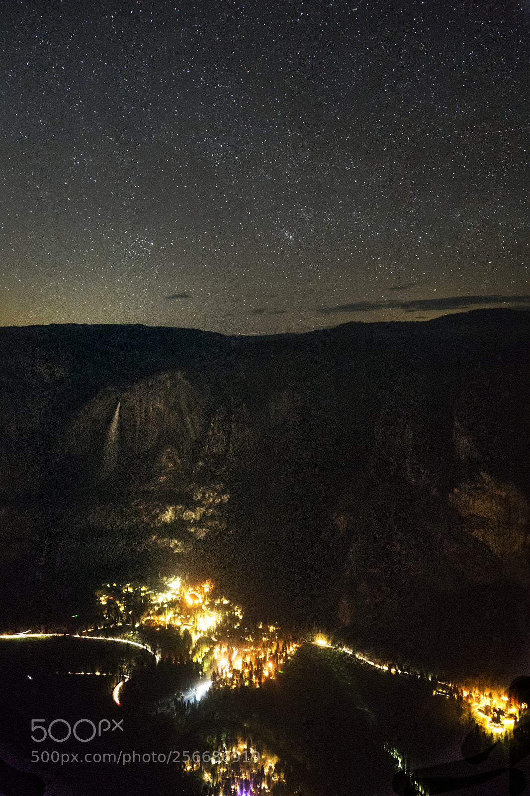 Sony a7 sample photo. Stars on the vilage photography