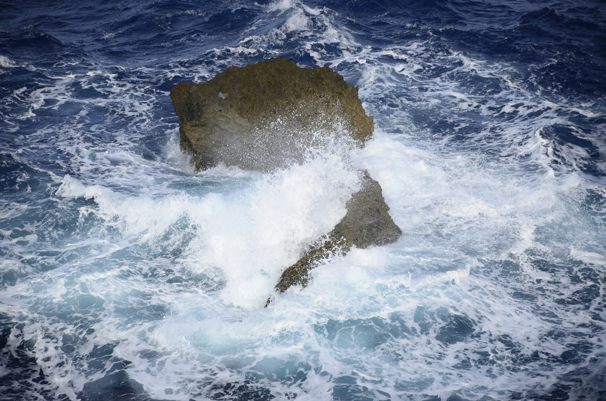 Nikon D7000 sample photo. Big foot in the pacific photography