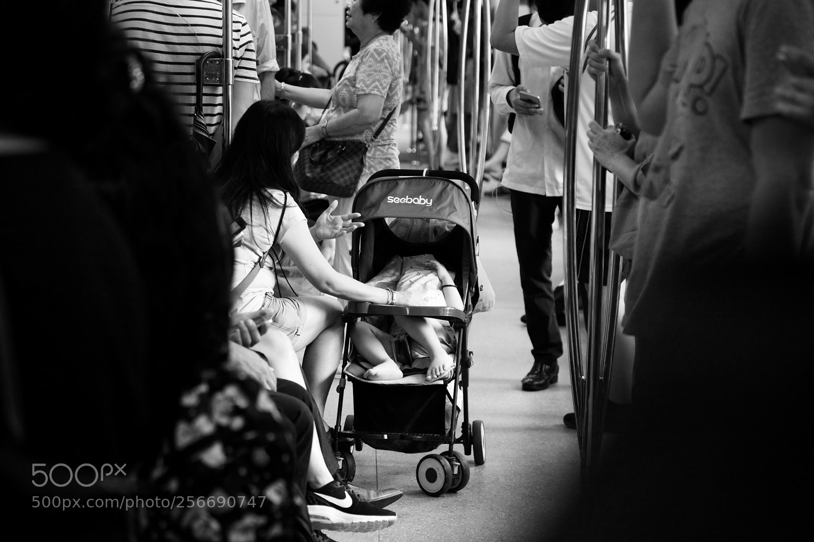 Canon EOS 5D Mark II sample photo. The baby photography