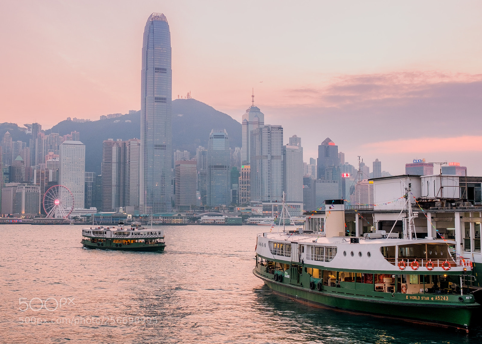 Fujifilm X-T2 sample photo. Sunset star ferry photography