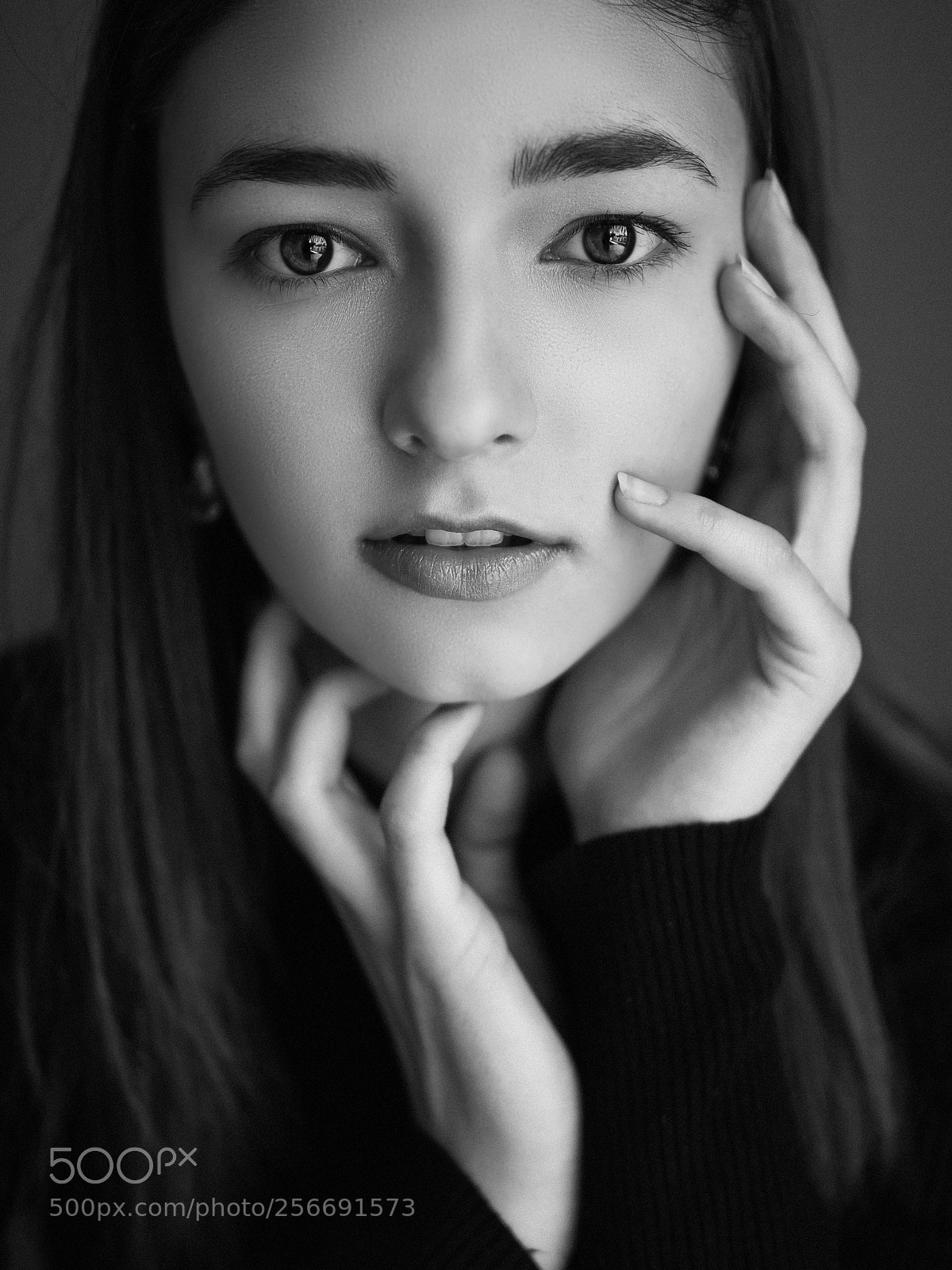 Olympus OM-D E-M10 sample photo. Karina photography