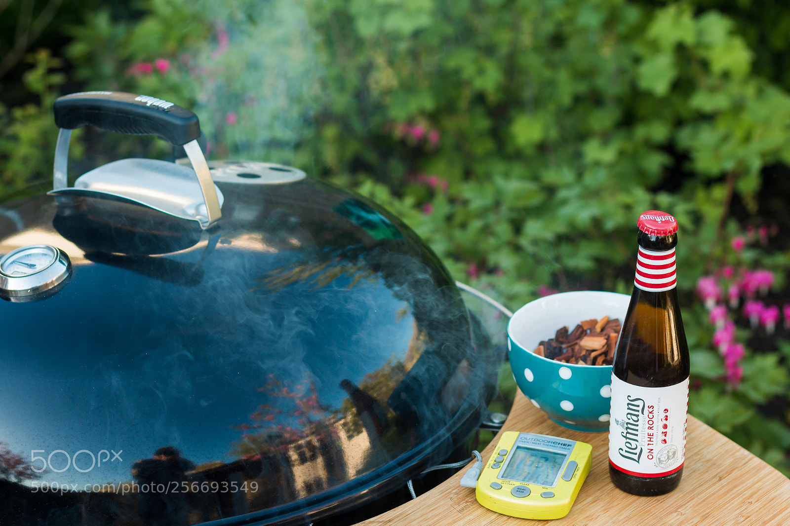 Canon EOS 70D sample photo. Making pulled pork photography