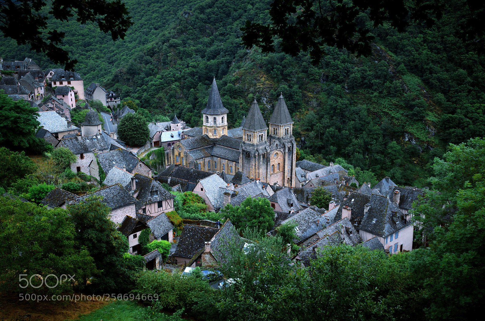 Nikon D7000 sample photo. Conques. occitanie, france photography