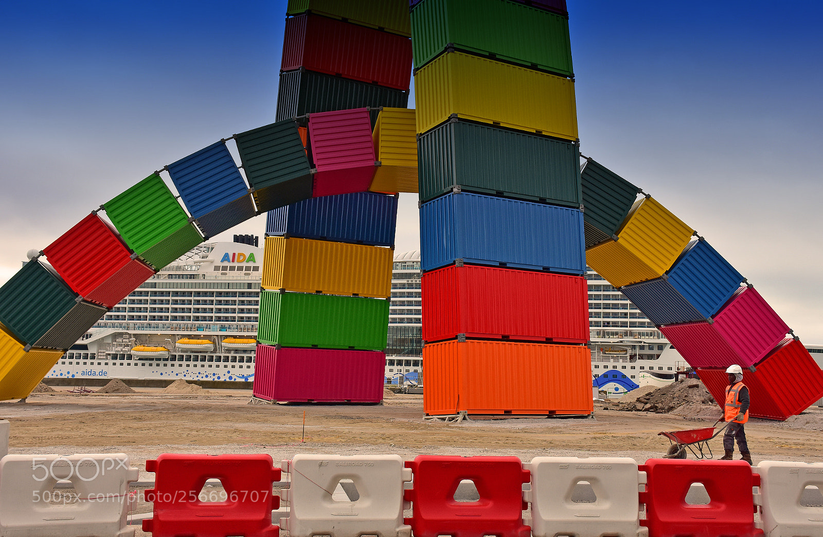Nikon D7200 sample photo. Container sculpture in front photography