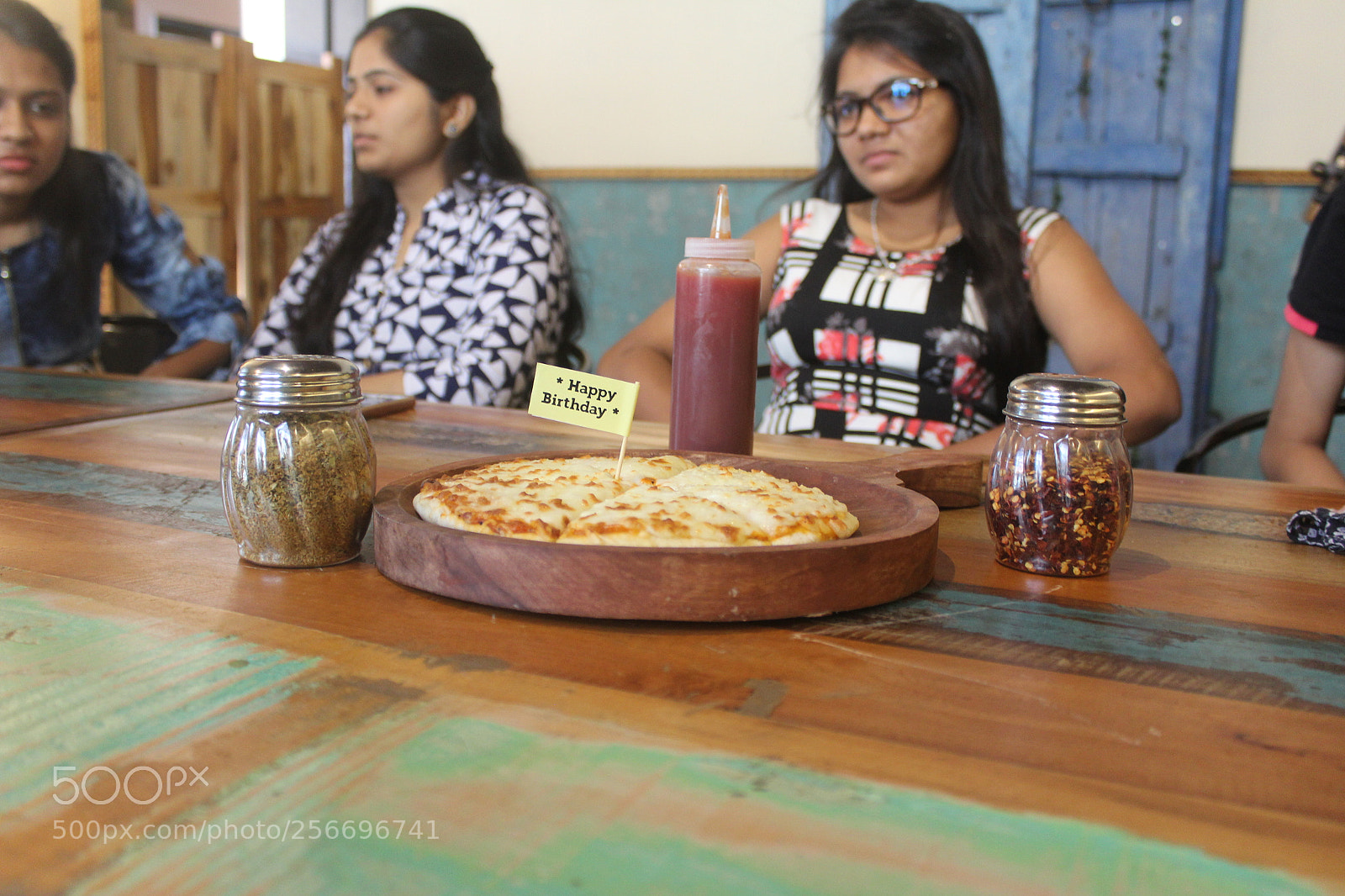 Canon EOS 1200D (EOS Rebel T5 / EOS Kiss X70 / EOS Hi) sample photo. Pizza photography