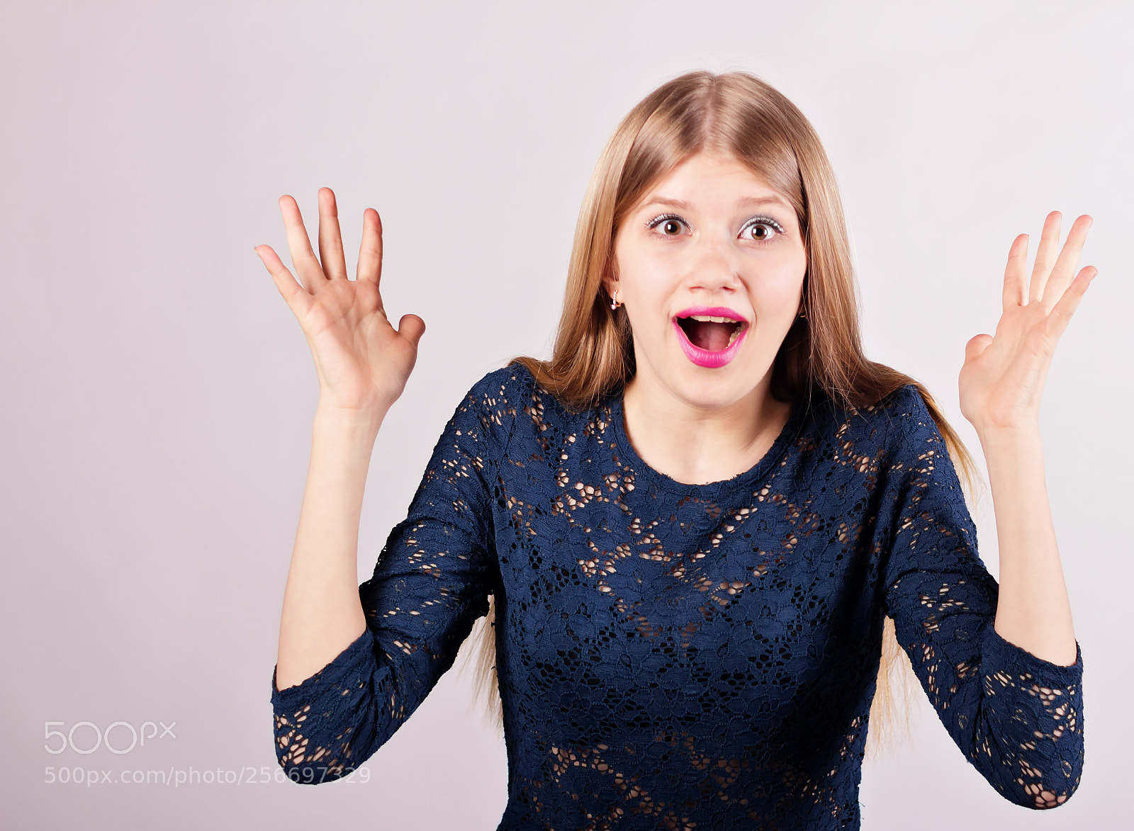 Canon EOS 60D sample photo. Surprised and frightened girl. photography