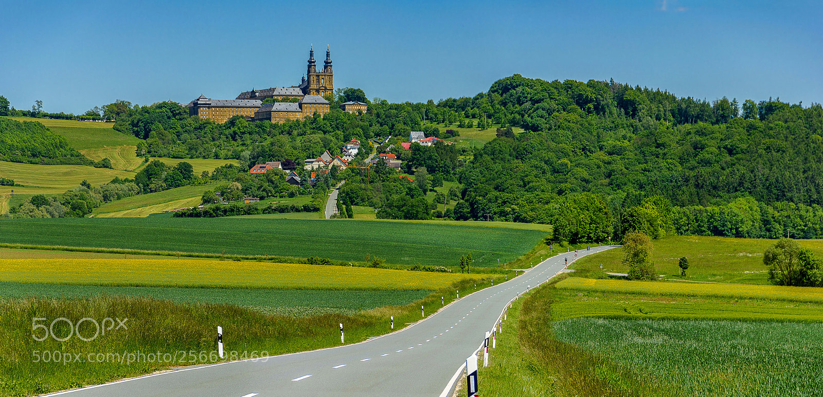 Canon EOS 550D (EOS Rebel T2i / EOS Kiss X4) sample photo. Kloster banz, germany photography