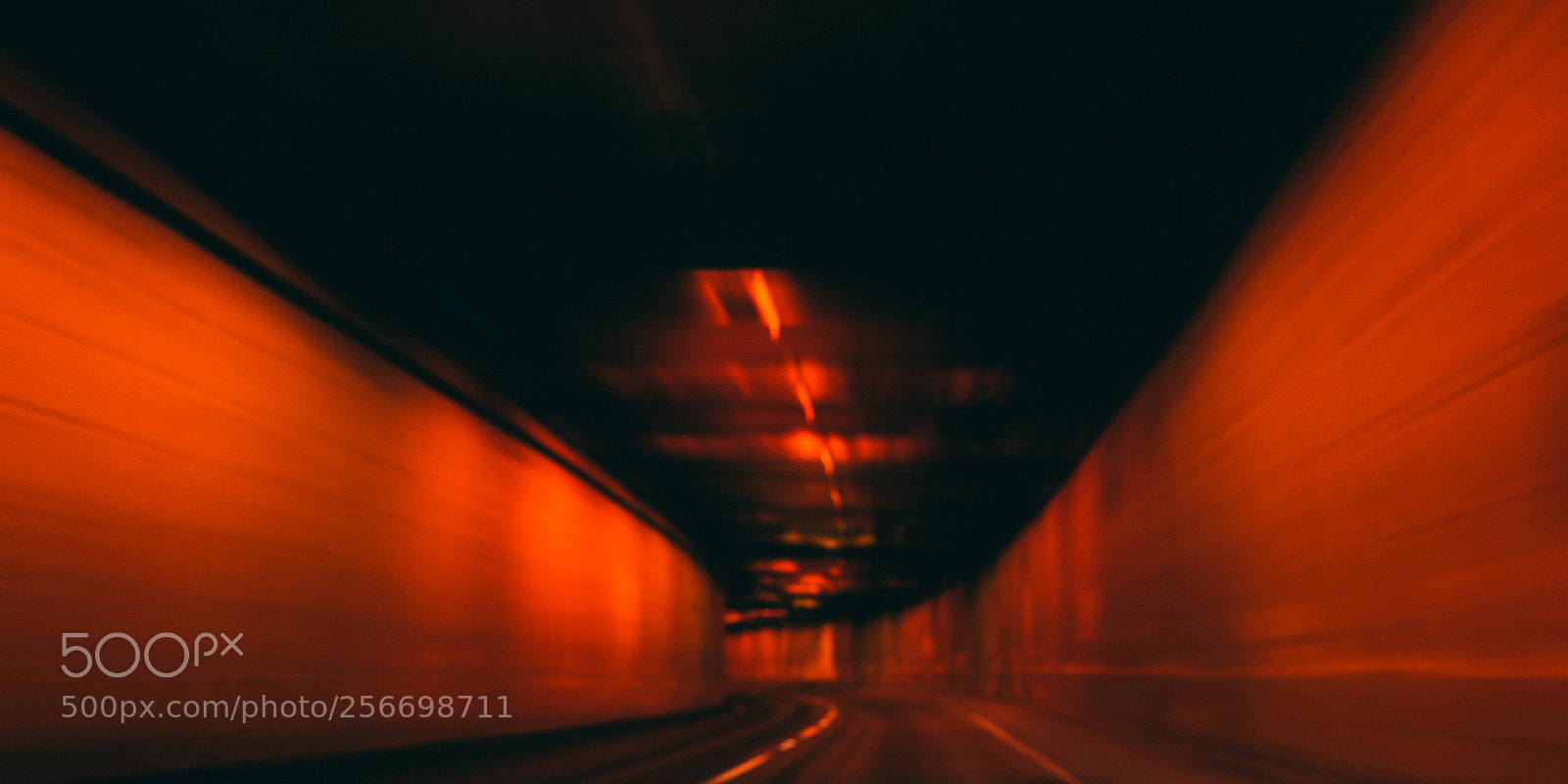 Leica Q (Typ 116) sample photo. Tunnel photography
