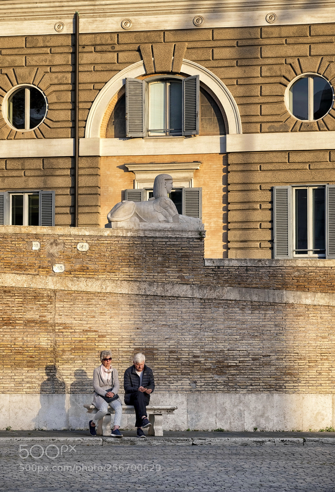Fujifilm X-T2 sample photo. Couple sitting at sunset photography