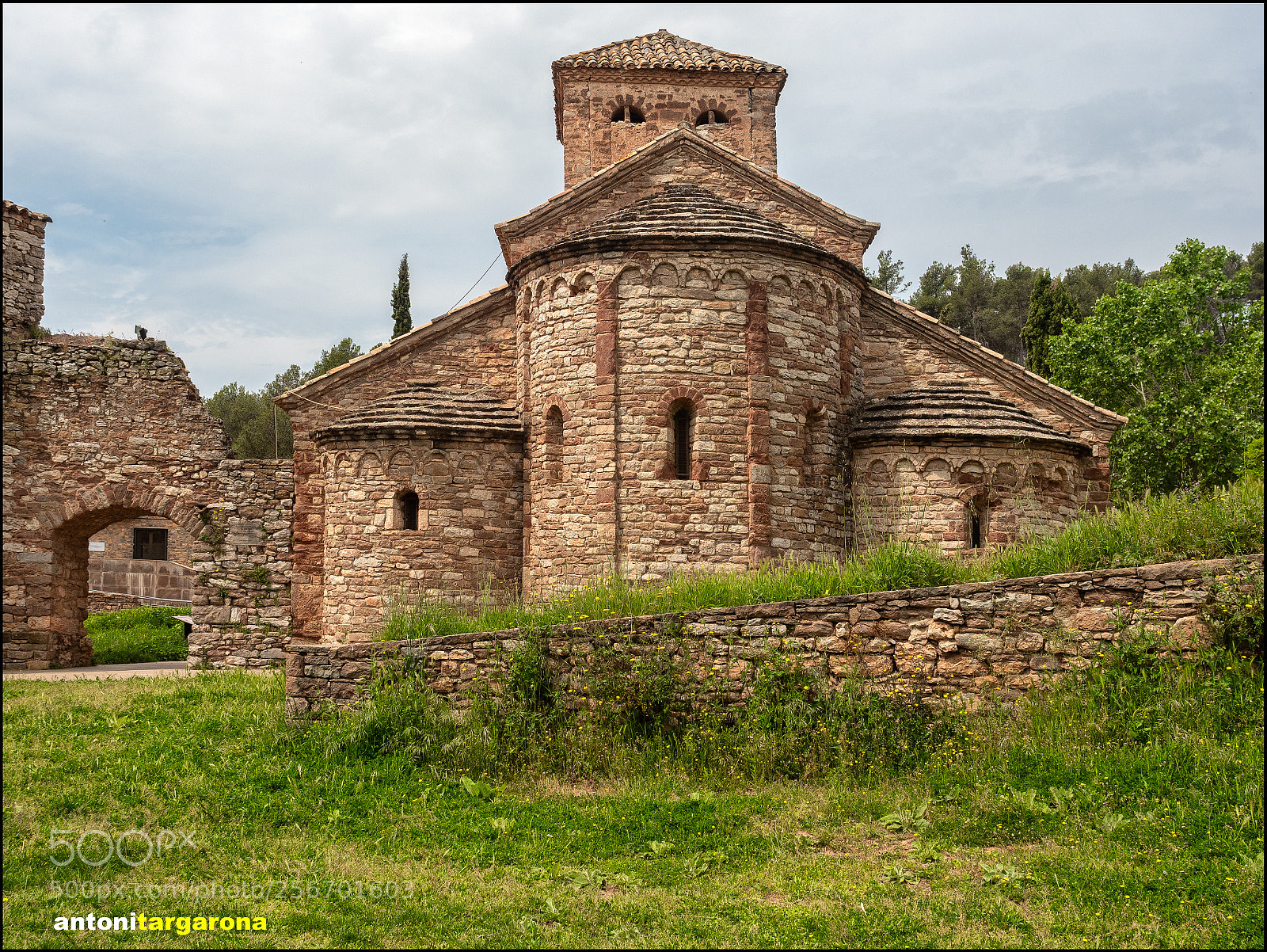 Olympus OM-D E-M1 Mark II sample photo. Esgl sia de sant photography