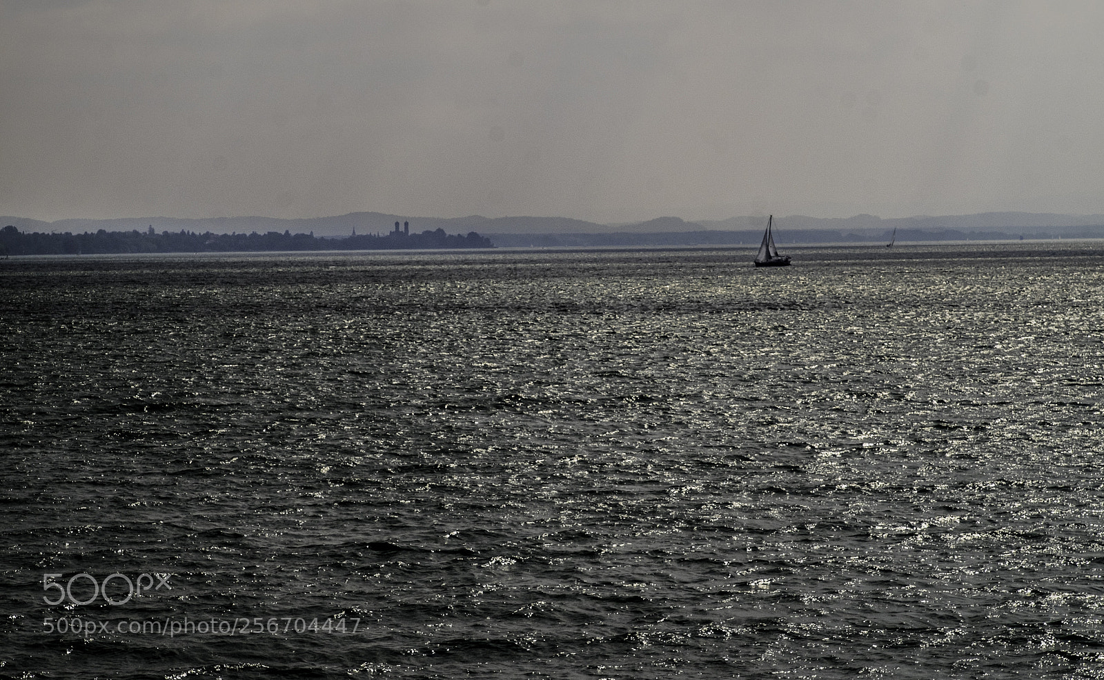 Fujifilm X-T1 sample photo. Kreuzen vor friedrichshafen photography