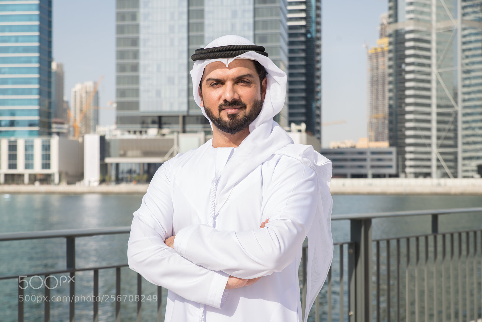 Nikon D610 sample photo. Emirati businessman portrait photography