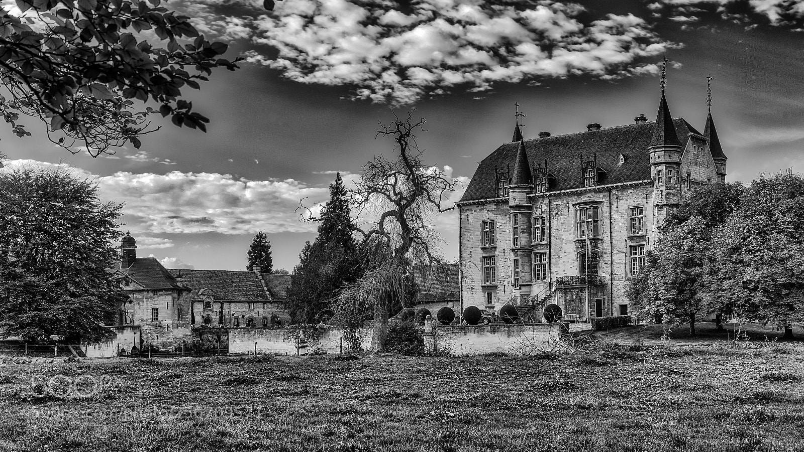 Canon EOS 6D sample photo. Schaloen castle, limburg, the photography