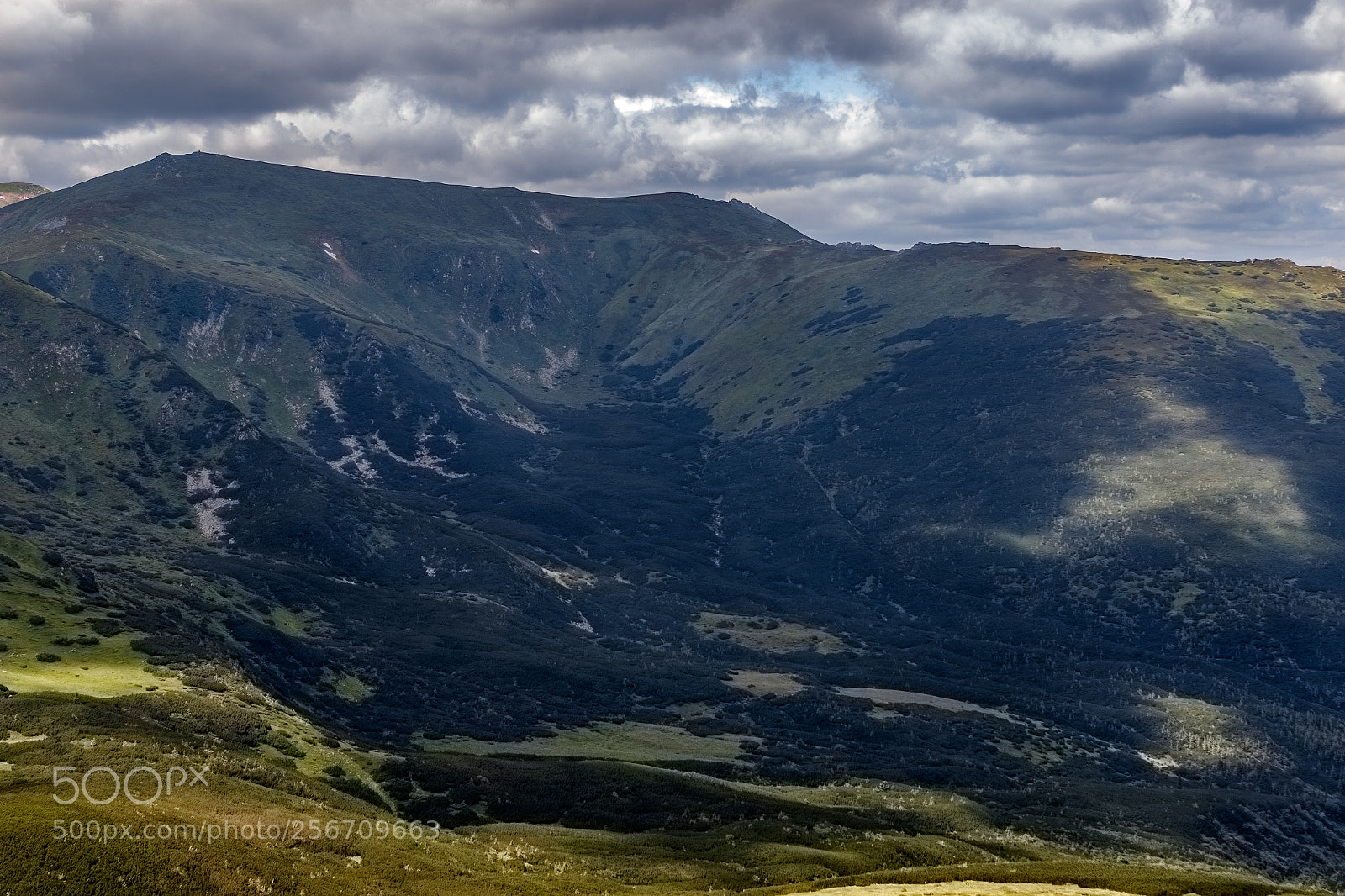 Canon EOS 7D Mark II sample photo. Mountain view photography