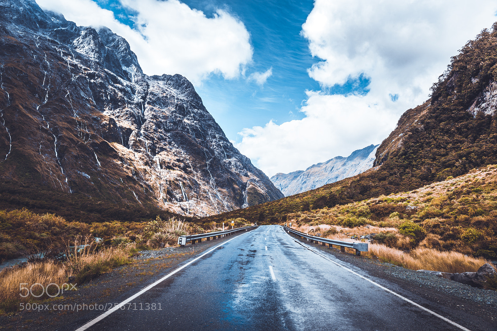 Canon EOS 5D Mark II sample photo. Milford sound highway photography