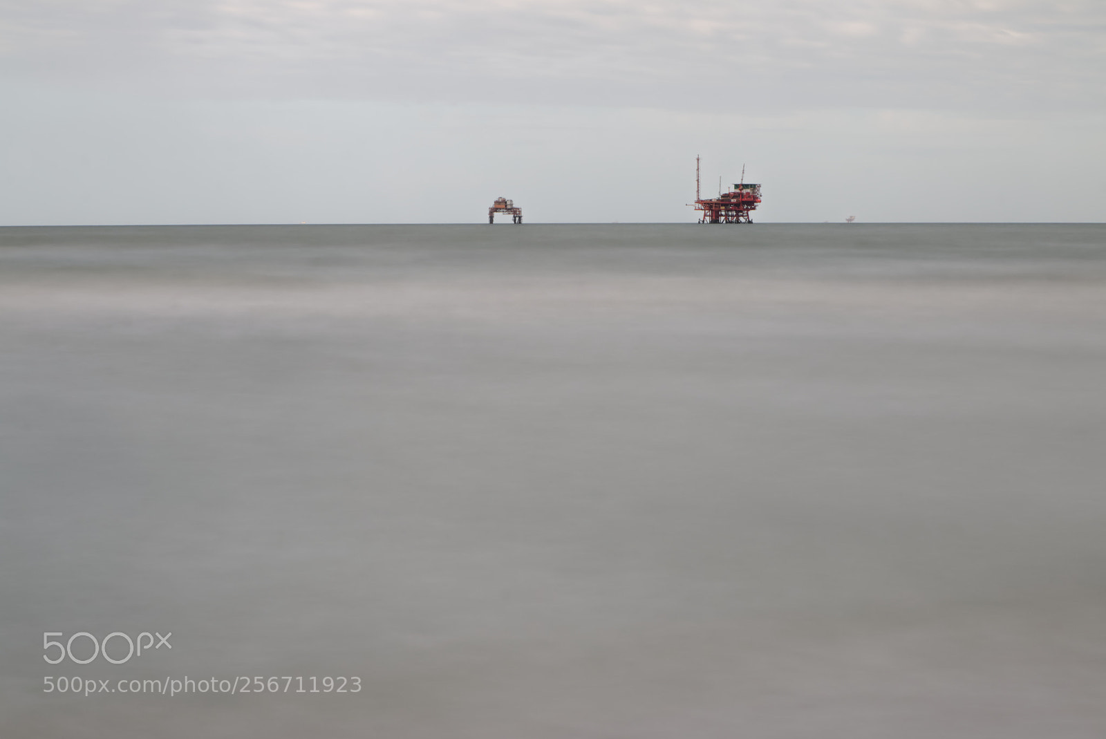 Canon EOS 70D sample photo. Minimal sea photography