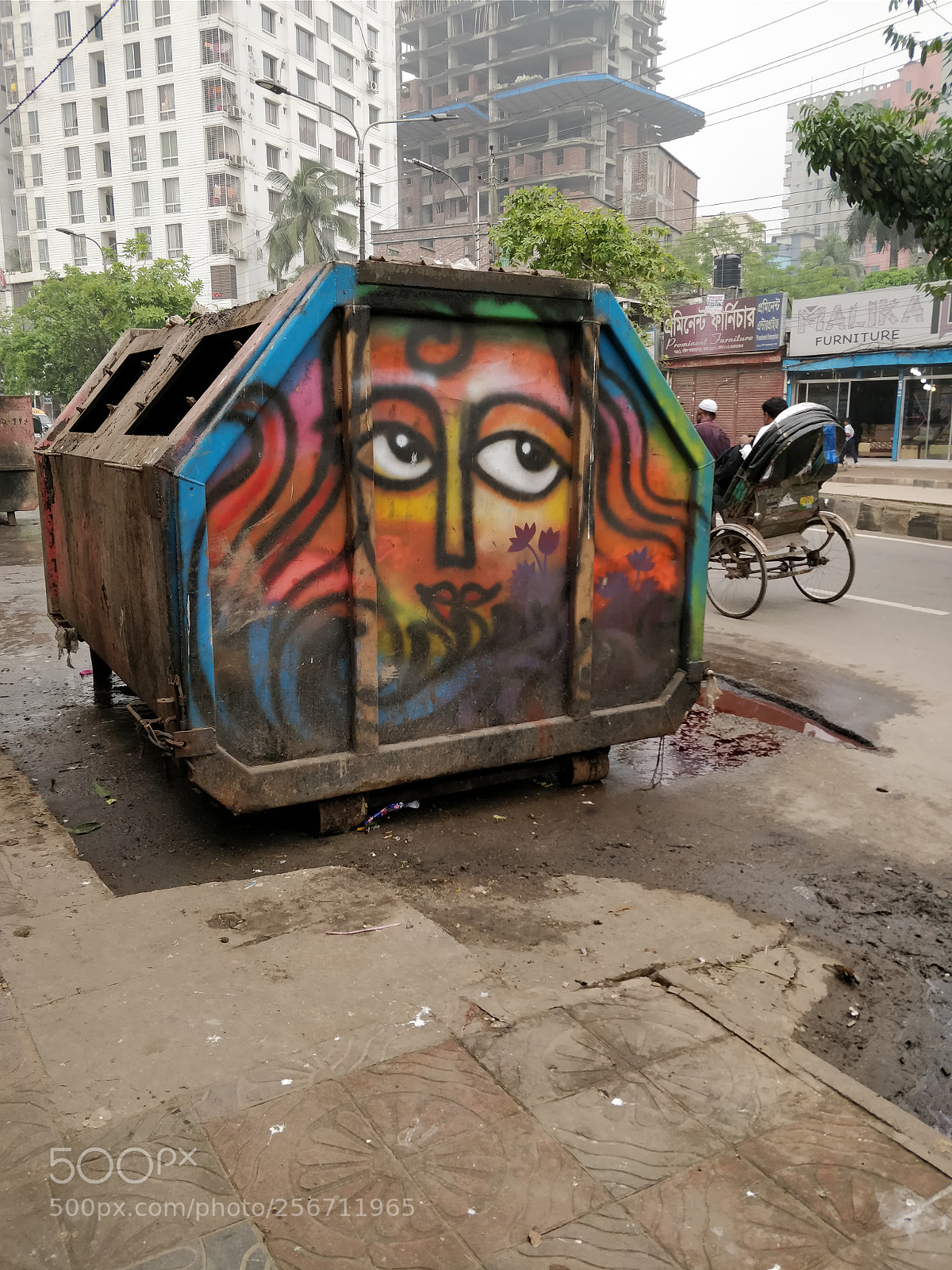 OnePlus 5T sample photo. Art can be anywhere photography