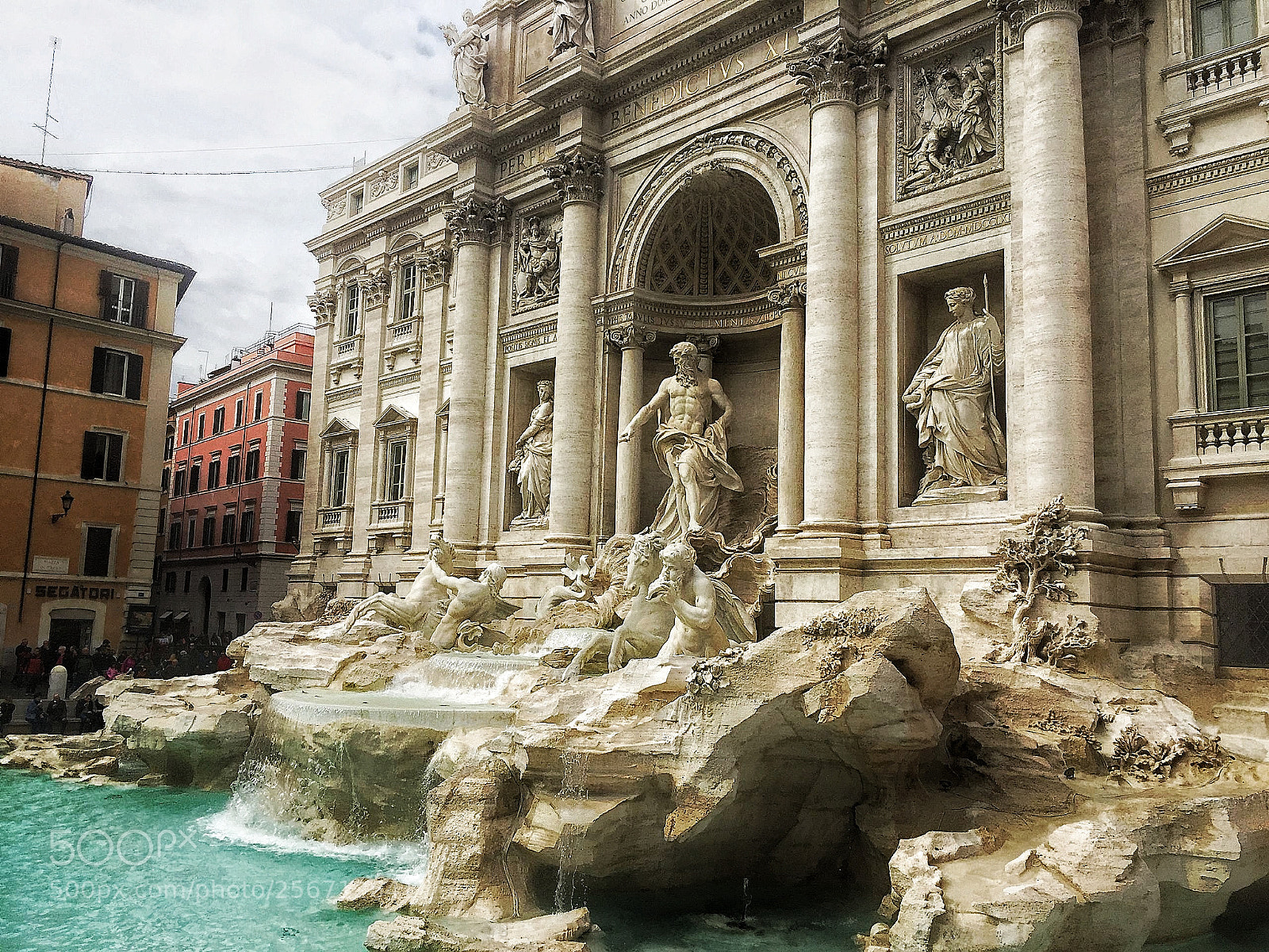 Apple iPhone 6 sample photo. Fontana di trevi photography