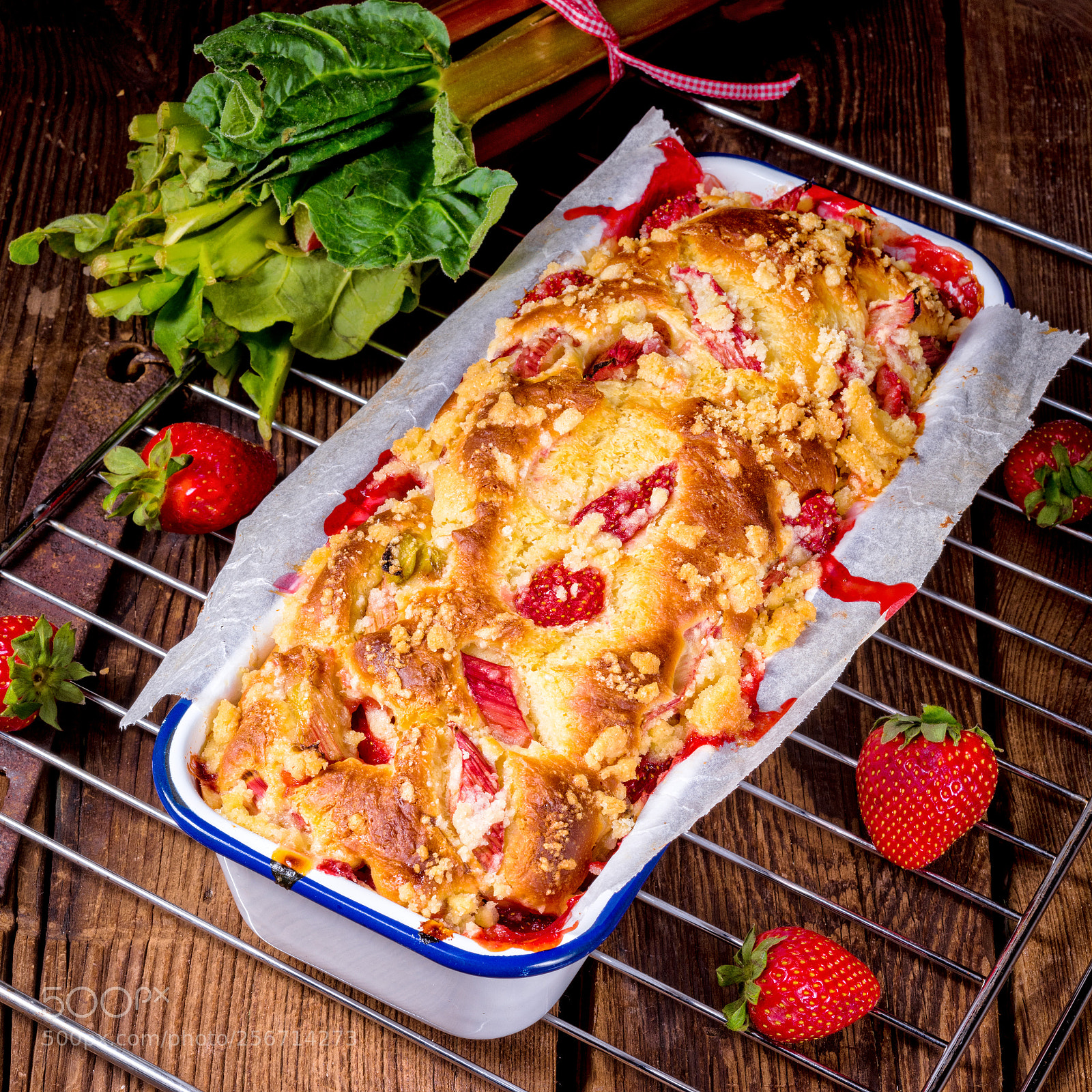 Nikon D810 sample photo. A tasty strawberry rhubarb photography
